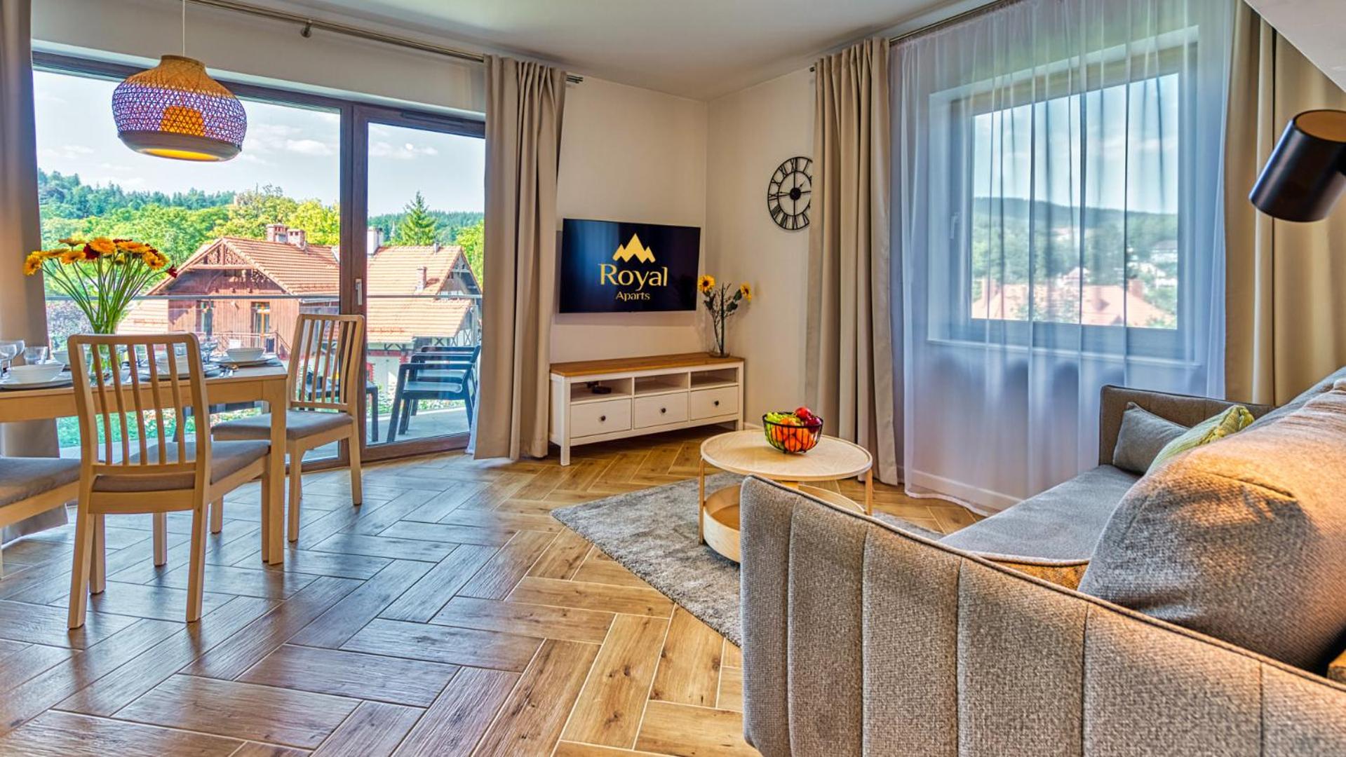 Apartamenty z basenem i saunami STONE HILL RESORT III VIP Centrum by Royal Aparts