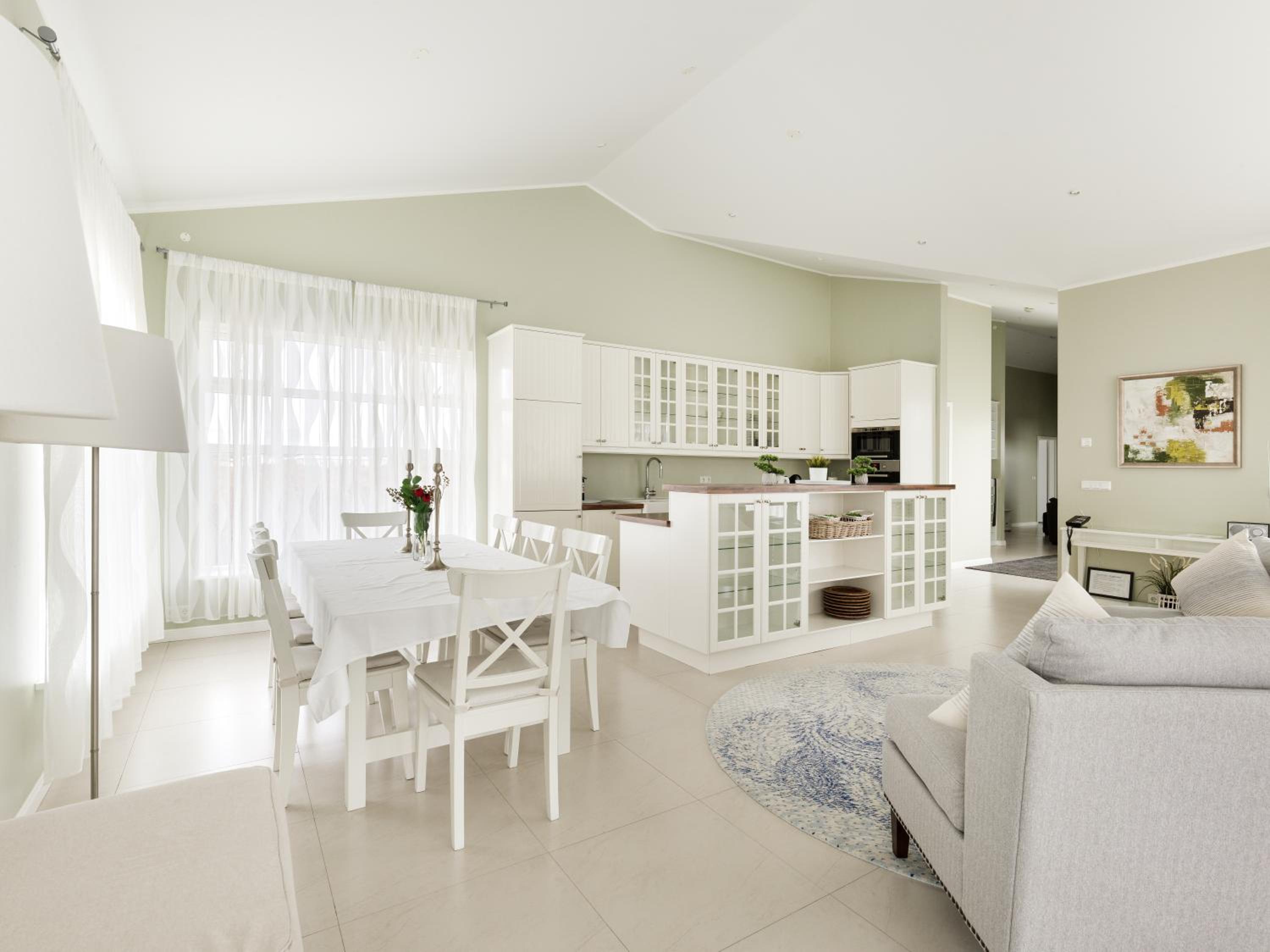 SAGA Circle Villas