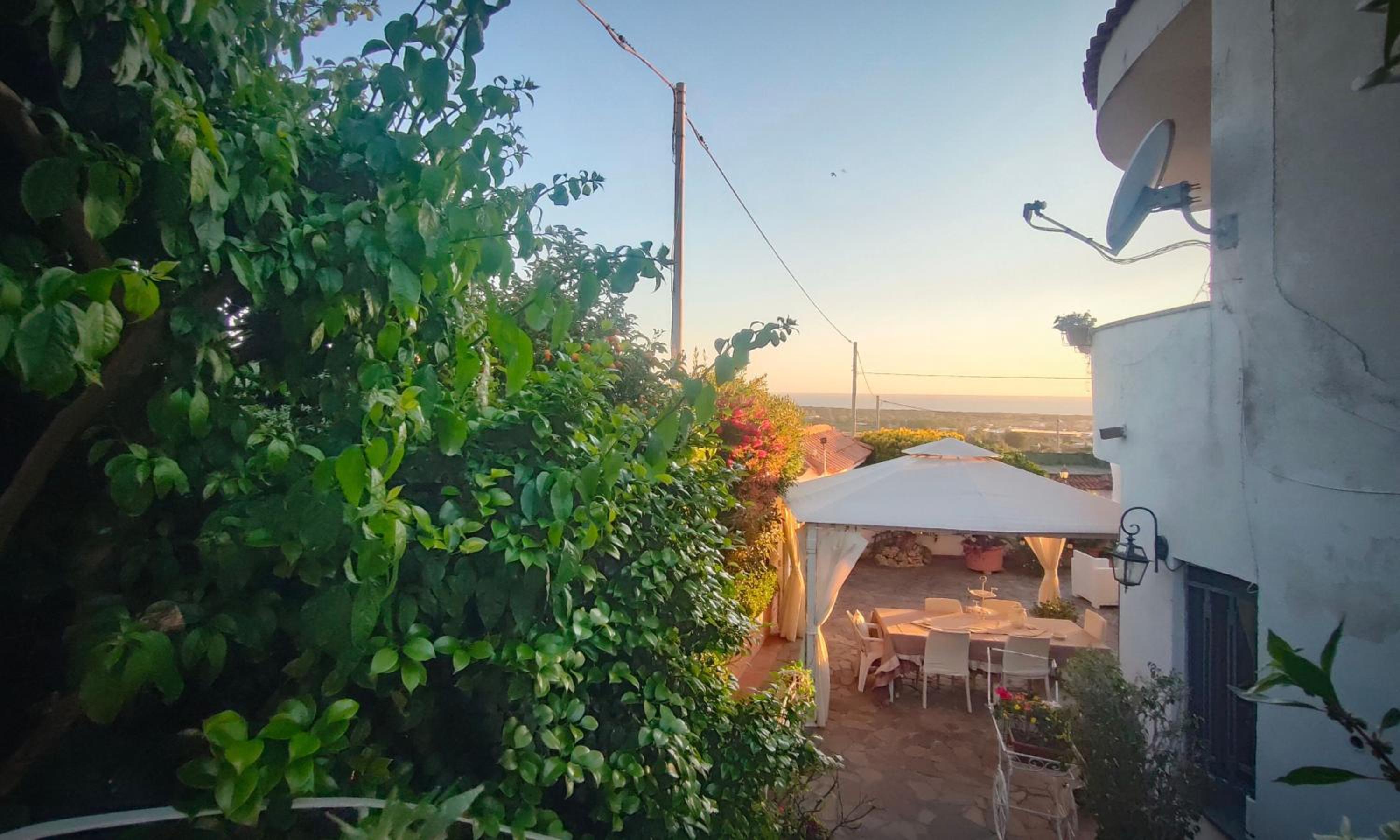 Amorevole villa con terrazza e parcheggio privato