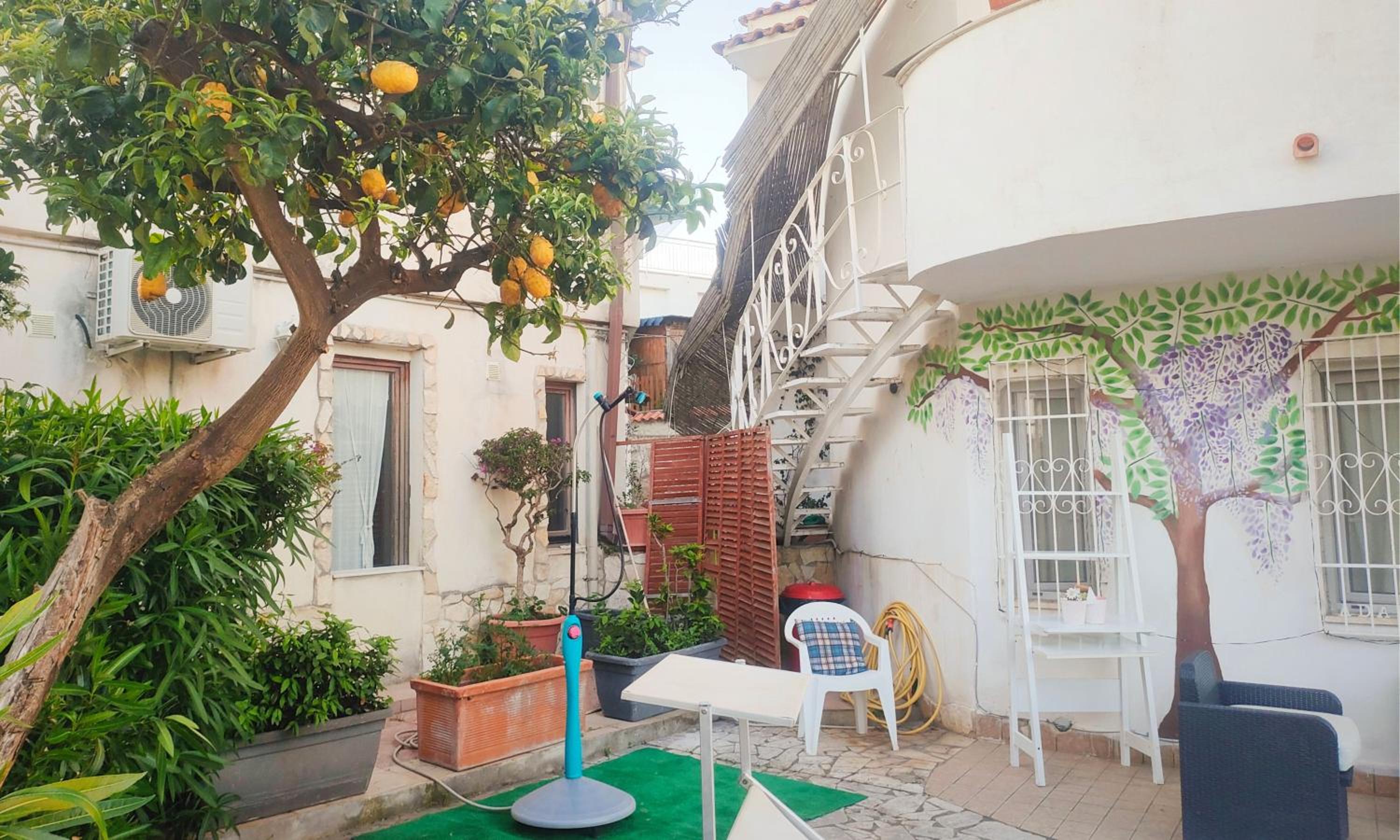 Amorevole villa con terrazza e parcheggio privato