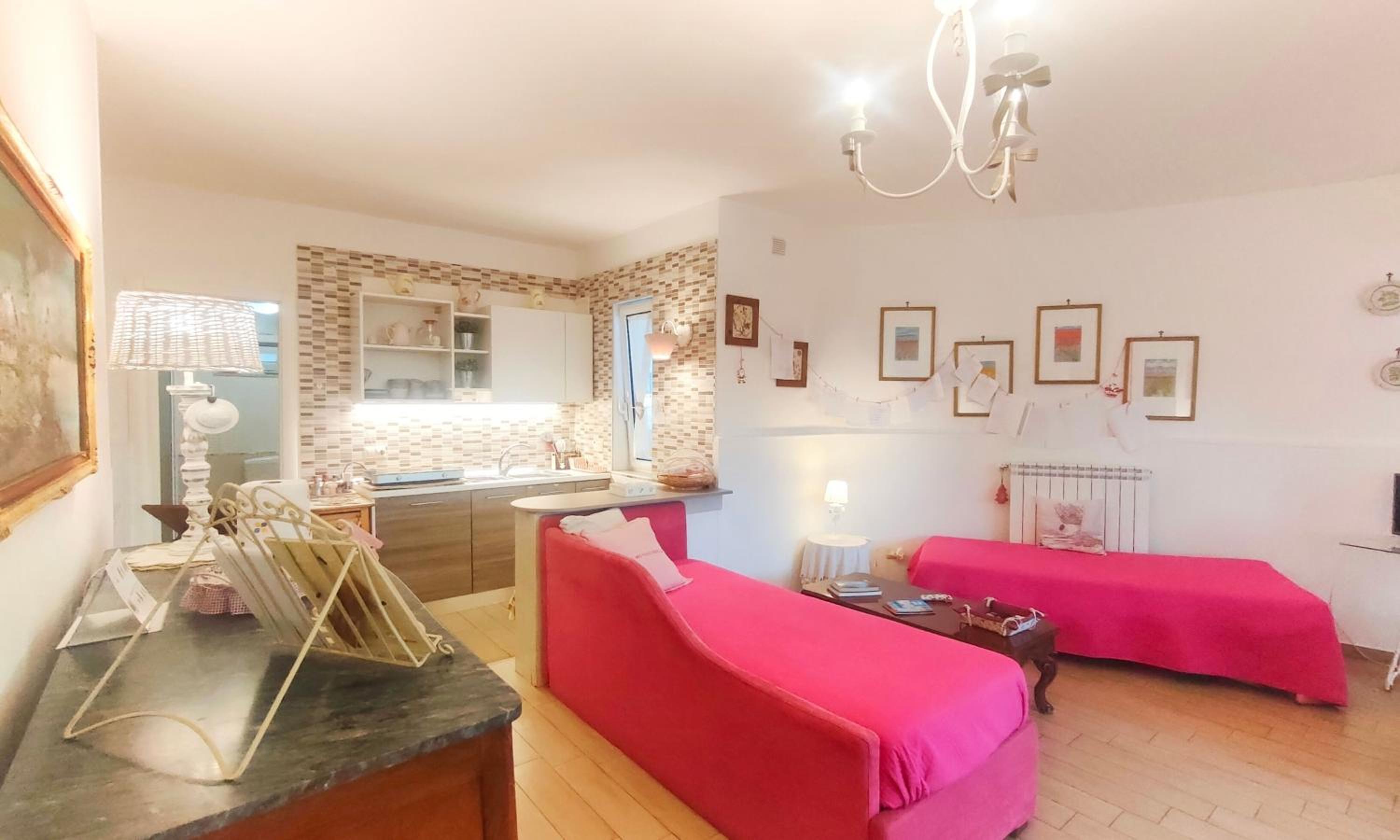 Amorevole villa con terrazza e parcheggio privato