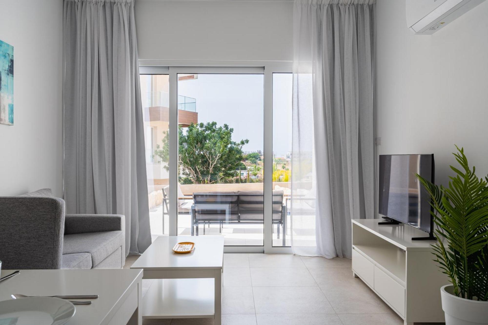 Stylish Poolside Villa at Paphos