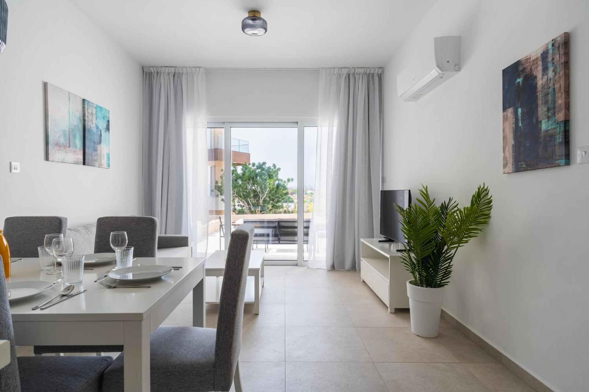 Stylish Poolside Villa at Paphos