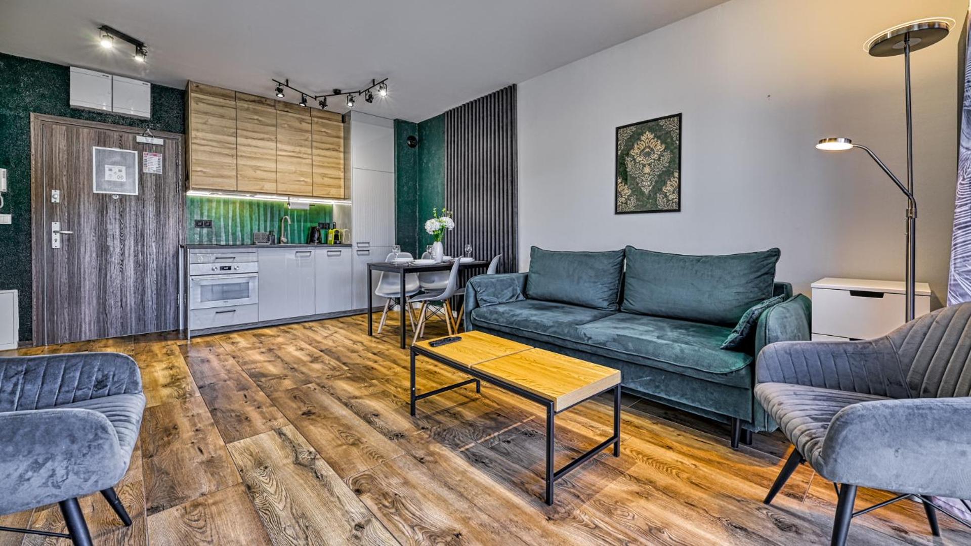 Apartamenty z basenem i saunami STONE HILL RESORT III VIP Centrum by Royal Aparts