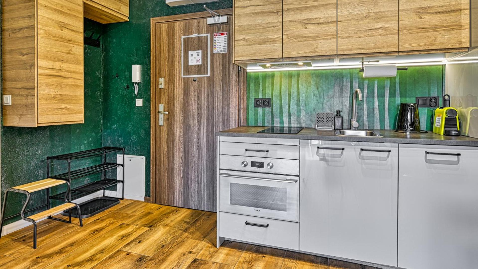 Apartamenty z basenem i saunami STONE HILL RESORT III VIP Centrum by Royal Aparts