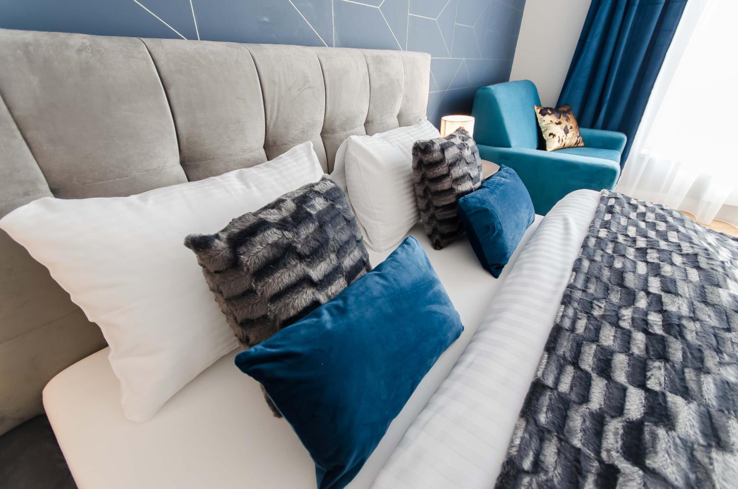 Old Town Premium Queen`s Apartments
