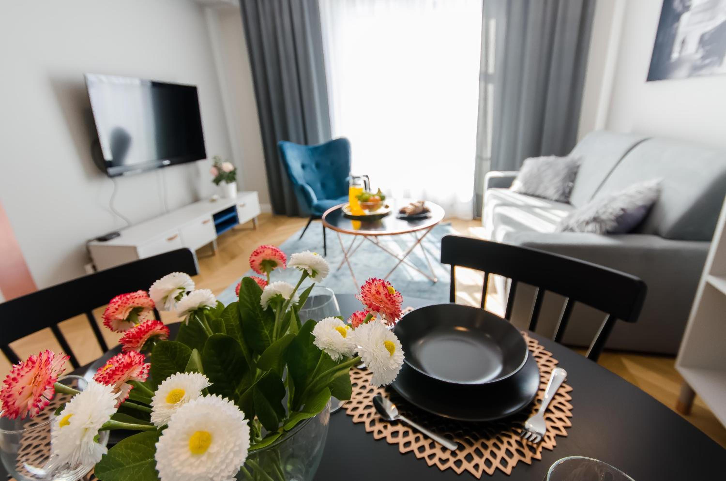 Old Town Premium Queen`s Apartments