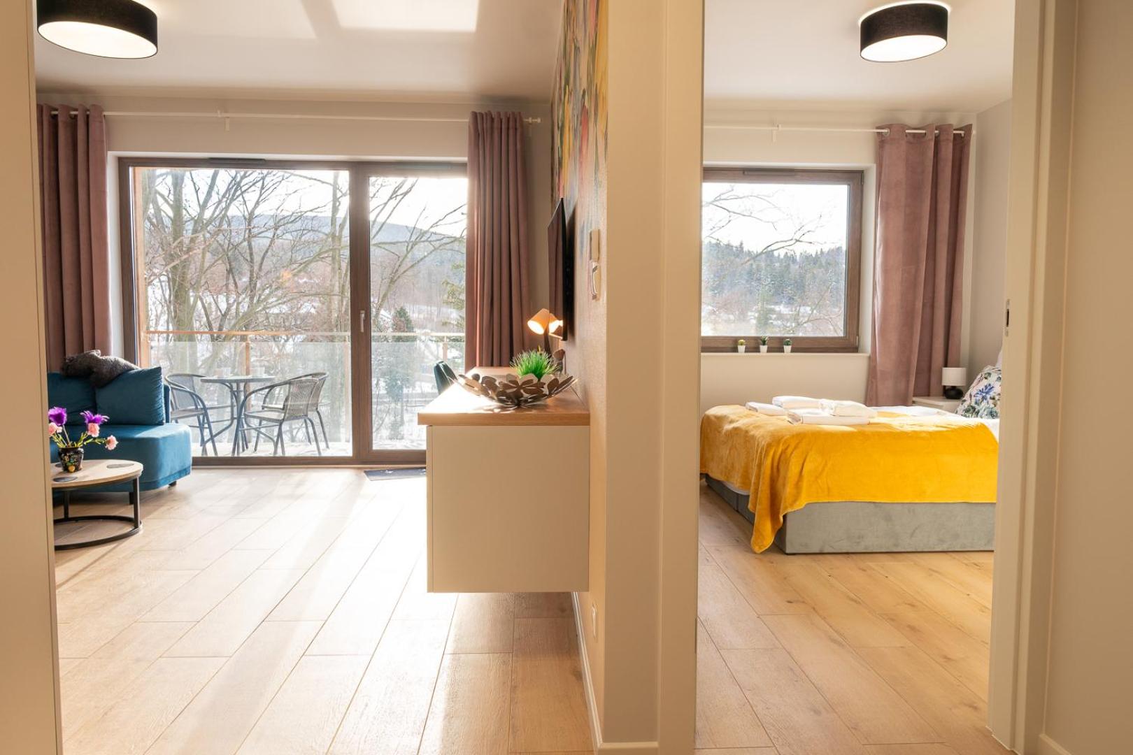 Apartamenty z basenem i saunami STONE HILL RESORT III VIP Centrum by Royal Aparts