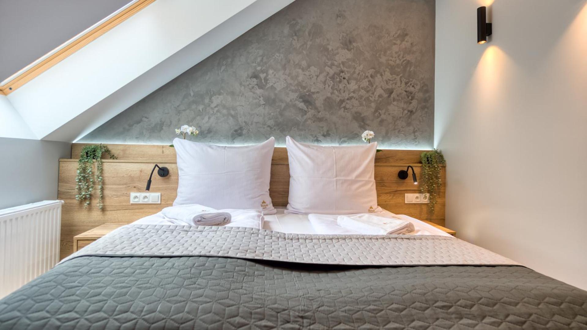 Apartamenty z basenem i saunami STONE HILL RESORT III VIP Centrum by Royal Aparts