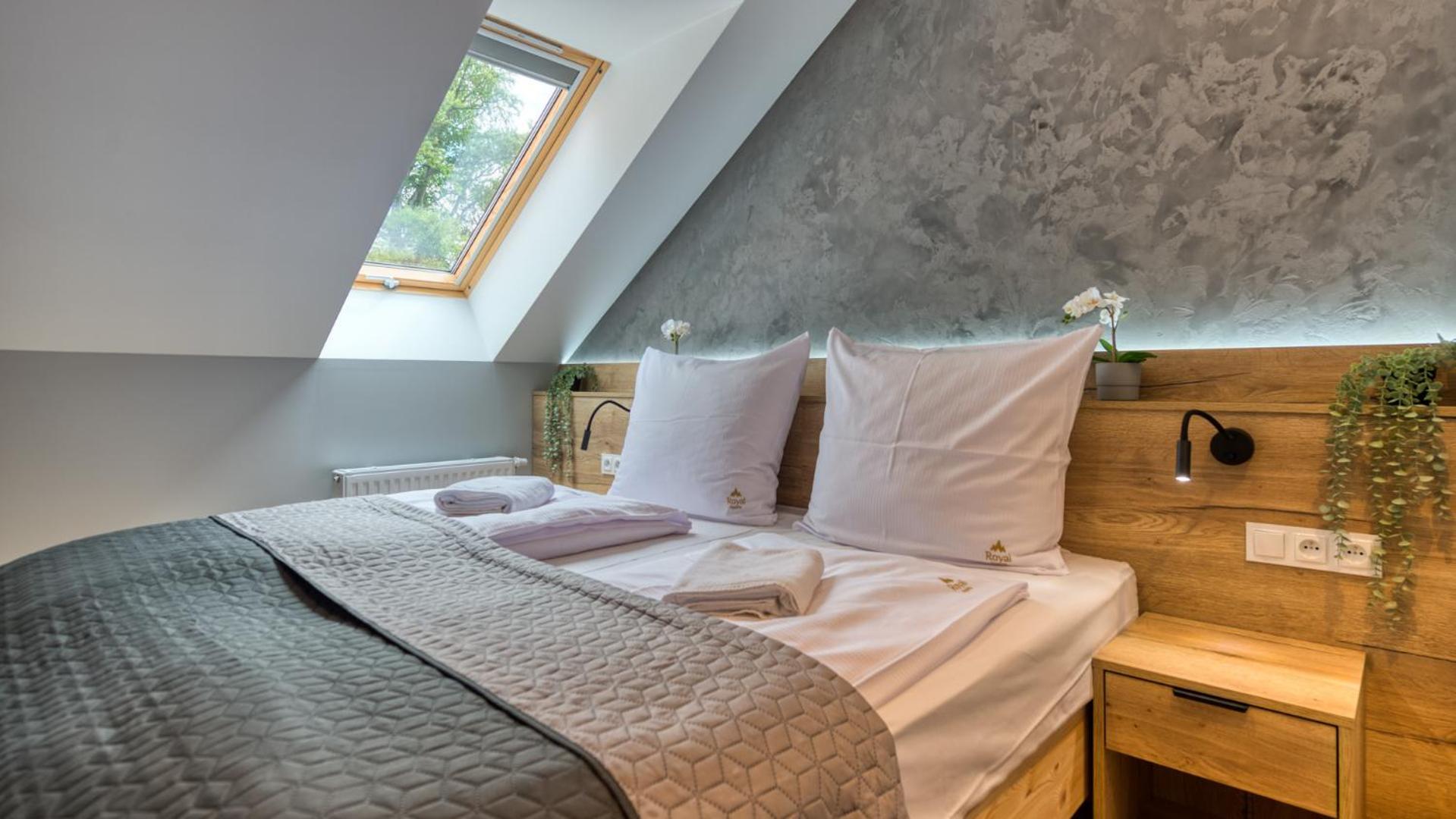 Apartamenty z basenem i saunami STONE HILL RESORT III VIP Centrum by Royal Aparts