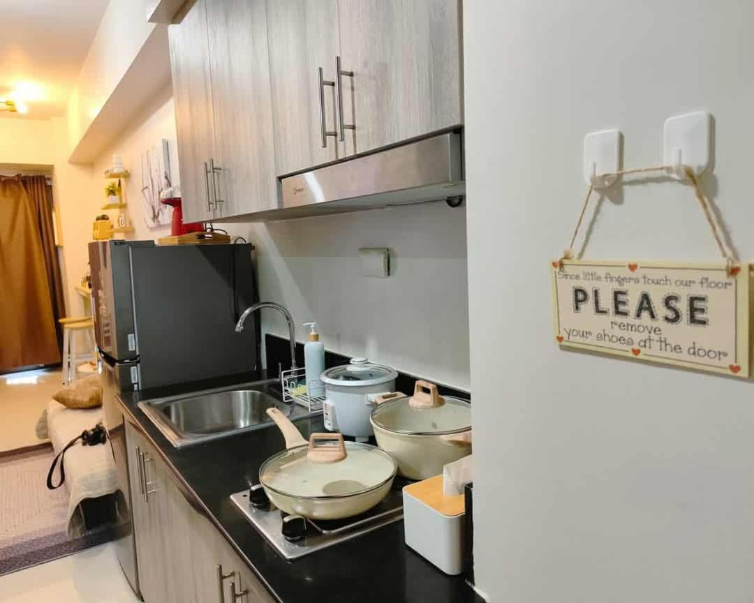 Shore Residences, walking distance to MOA and near Manila Airport