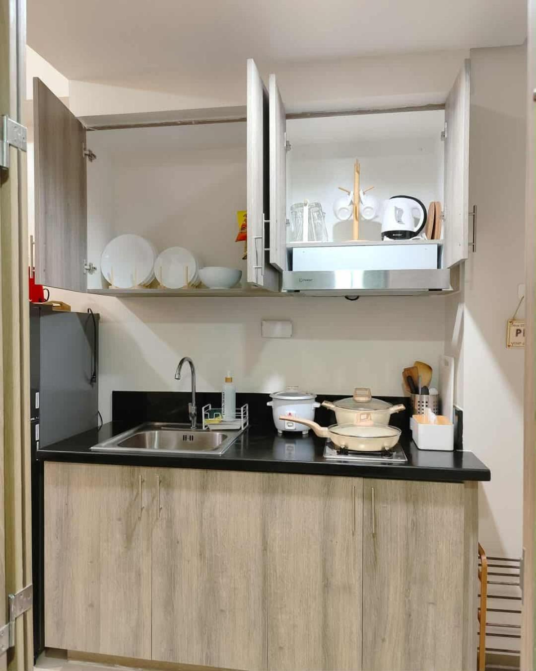 Shore Residences, walking distance to MOA and near Manila Airport