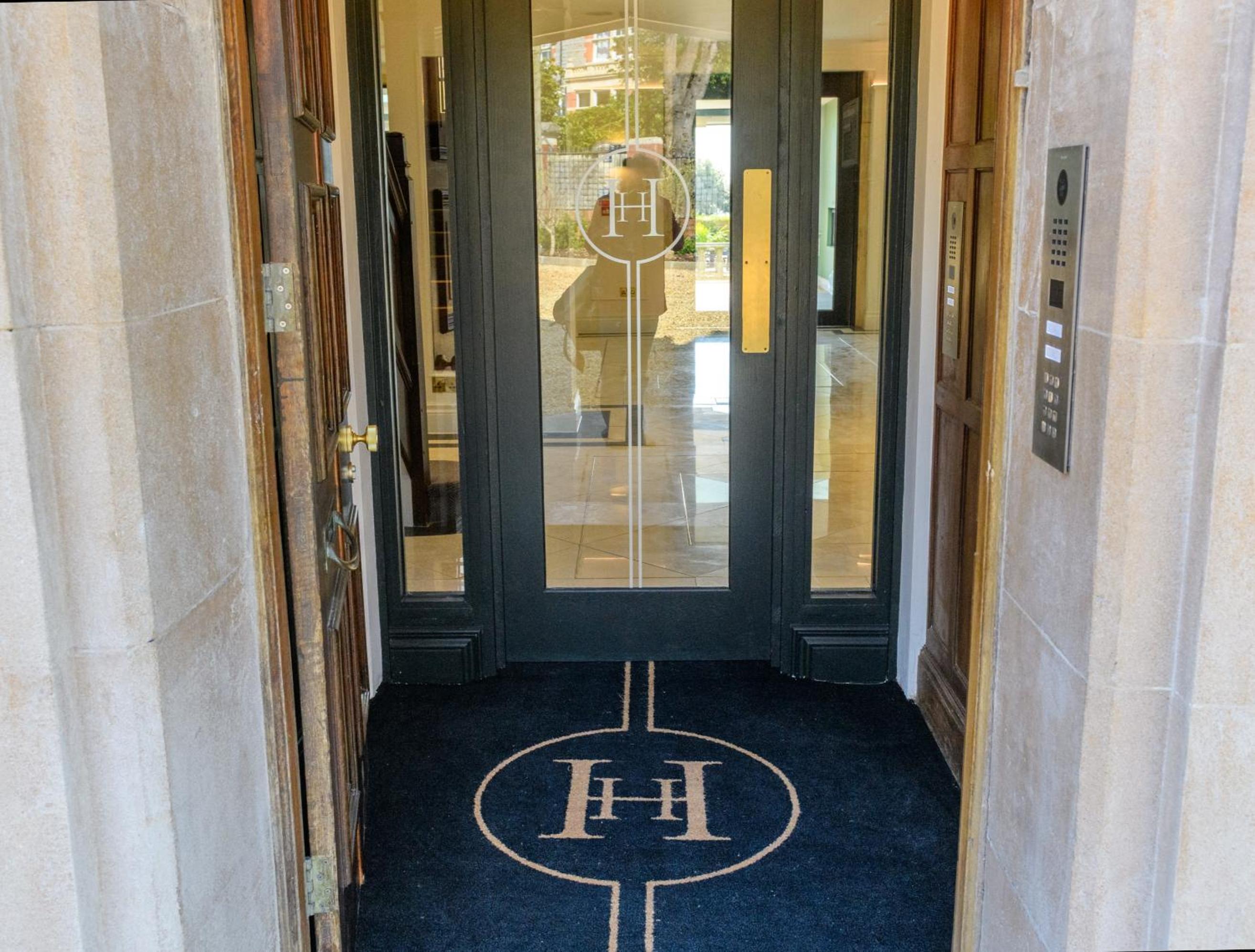 Holm House - Stylish Coastal Suites - HEDD Spa - Silures Bar & Restaurant, photo 61