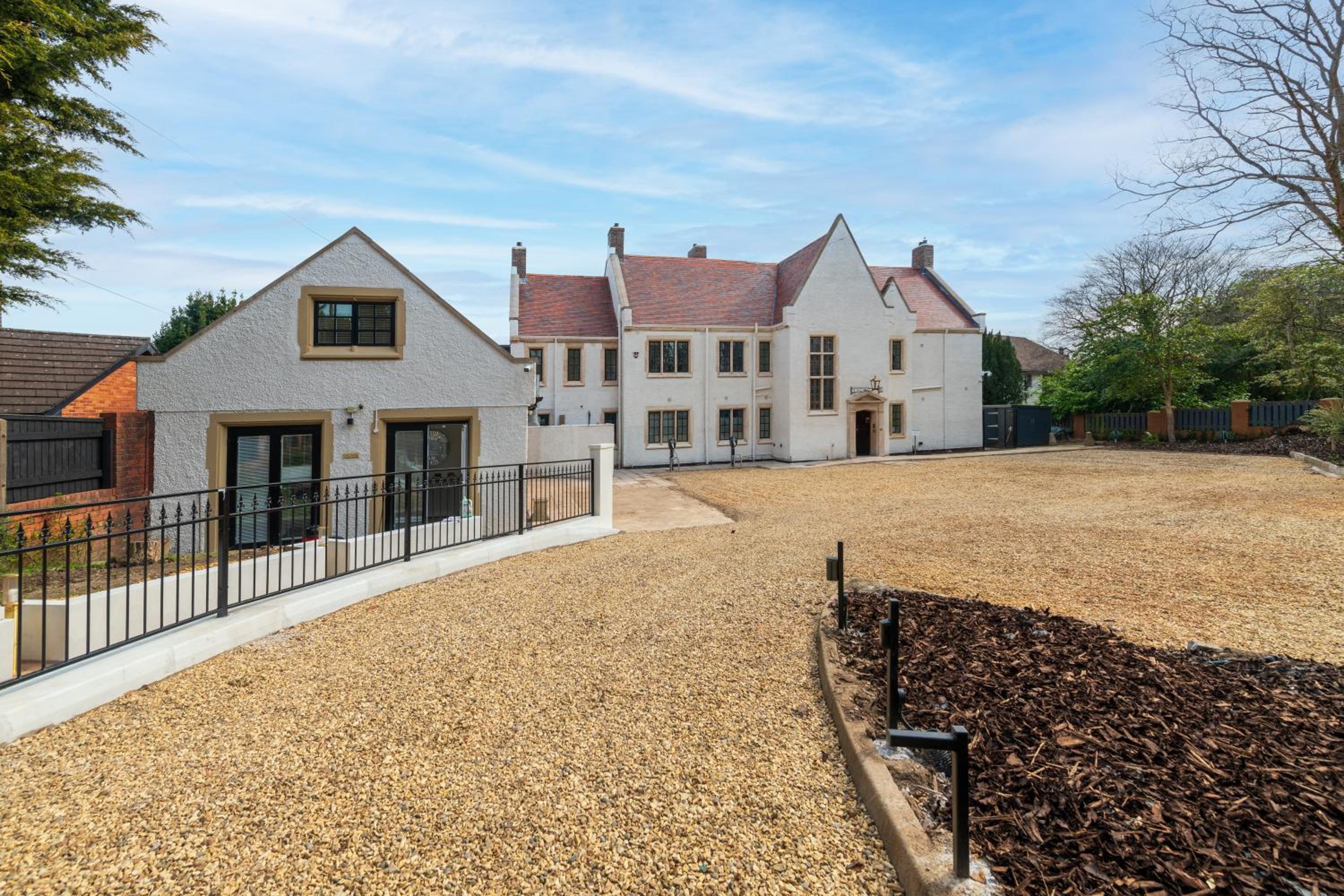 Holm House - Stylish Coastal Suites - HEDD Spa - Silures Bar & Restaurant, photo 94