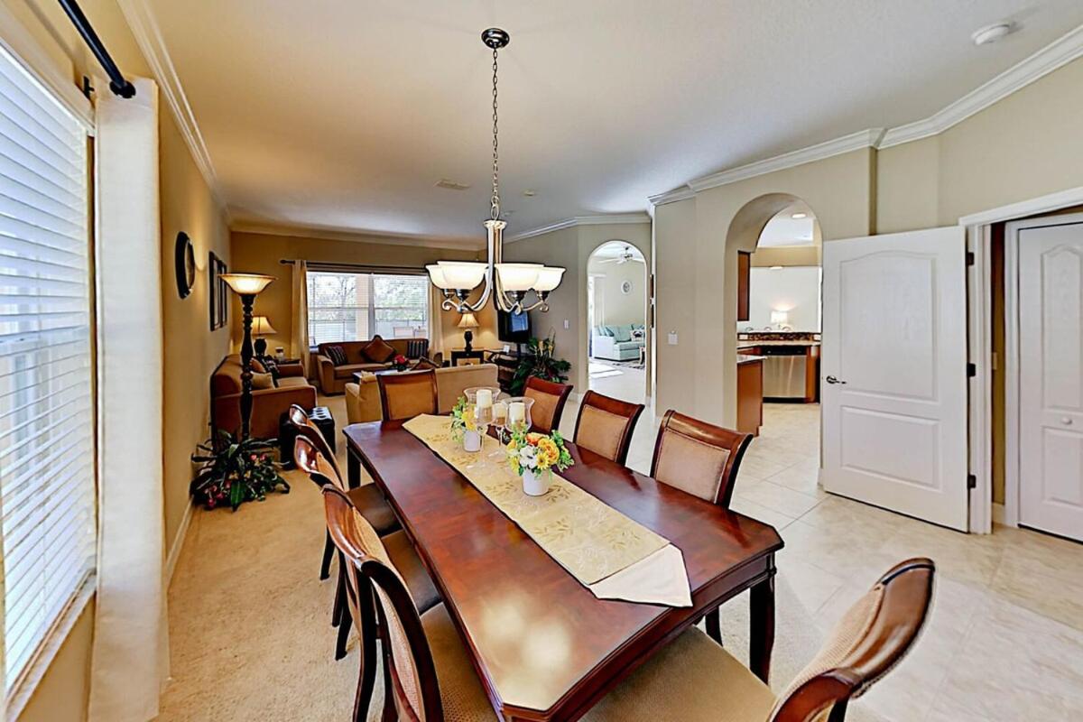 Fun 4BR with Pool Spa and Harry Potter Game Room