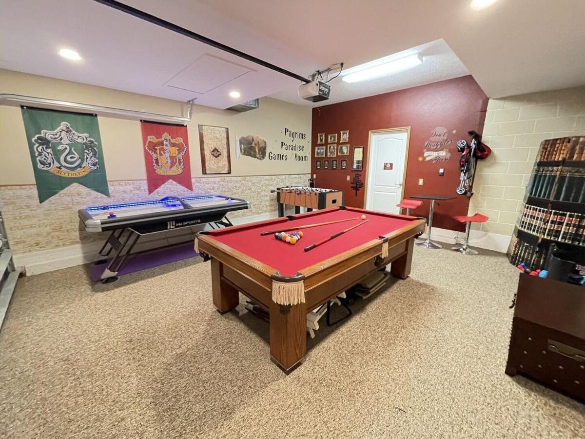 Fun 4BR with Pool Spa and Harry Potter Game Room