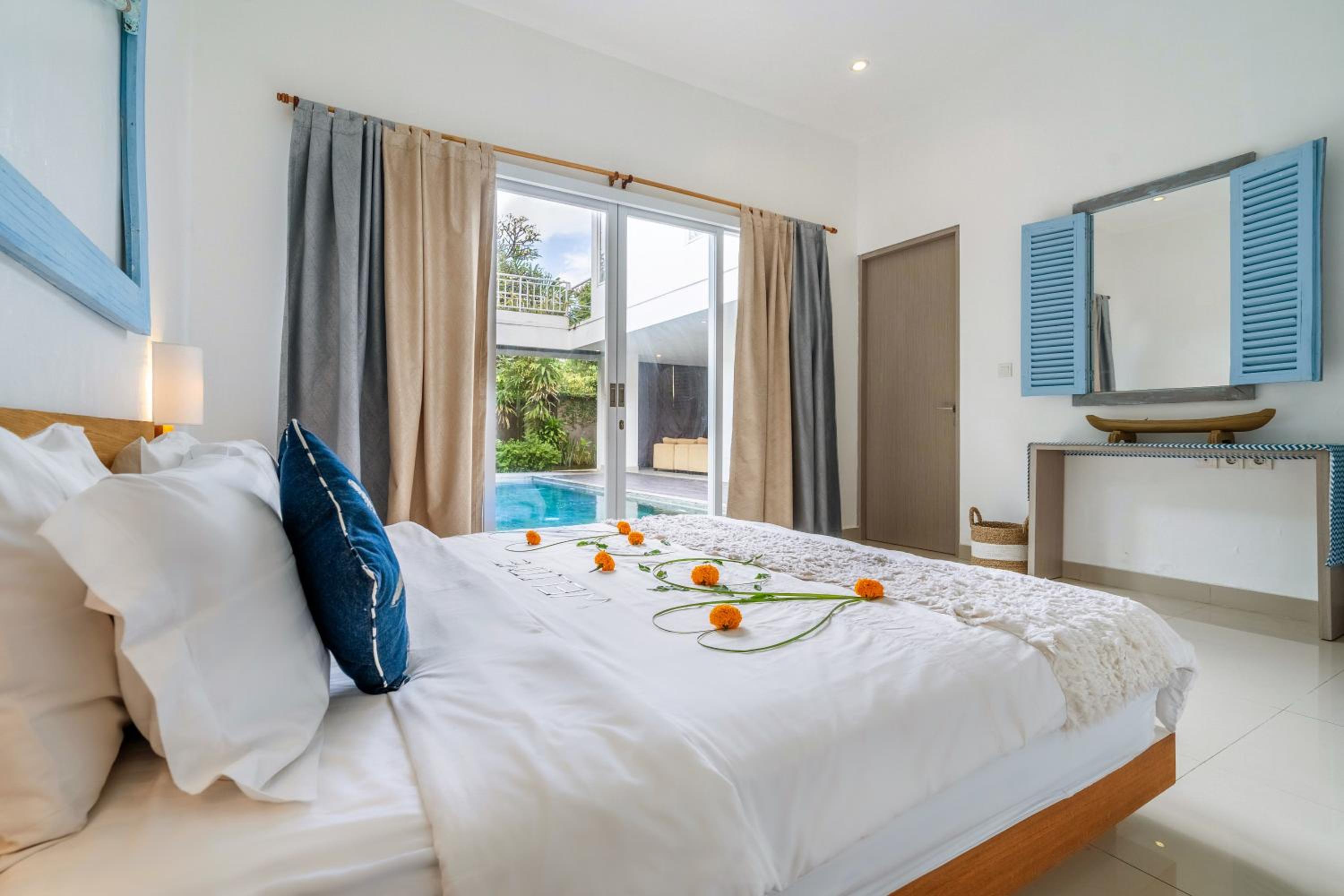 Beautiful villas - Right by the beach - Seminyak