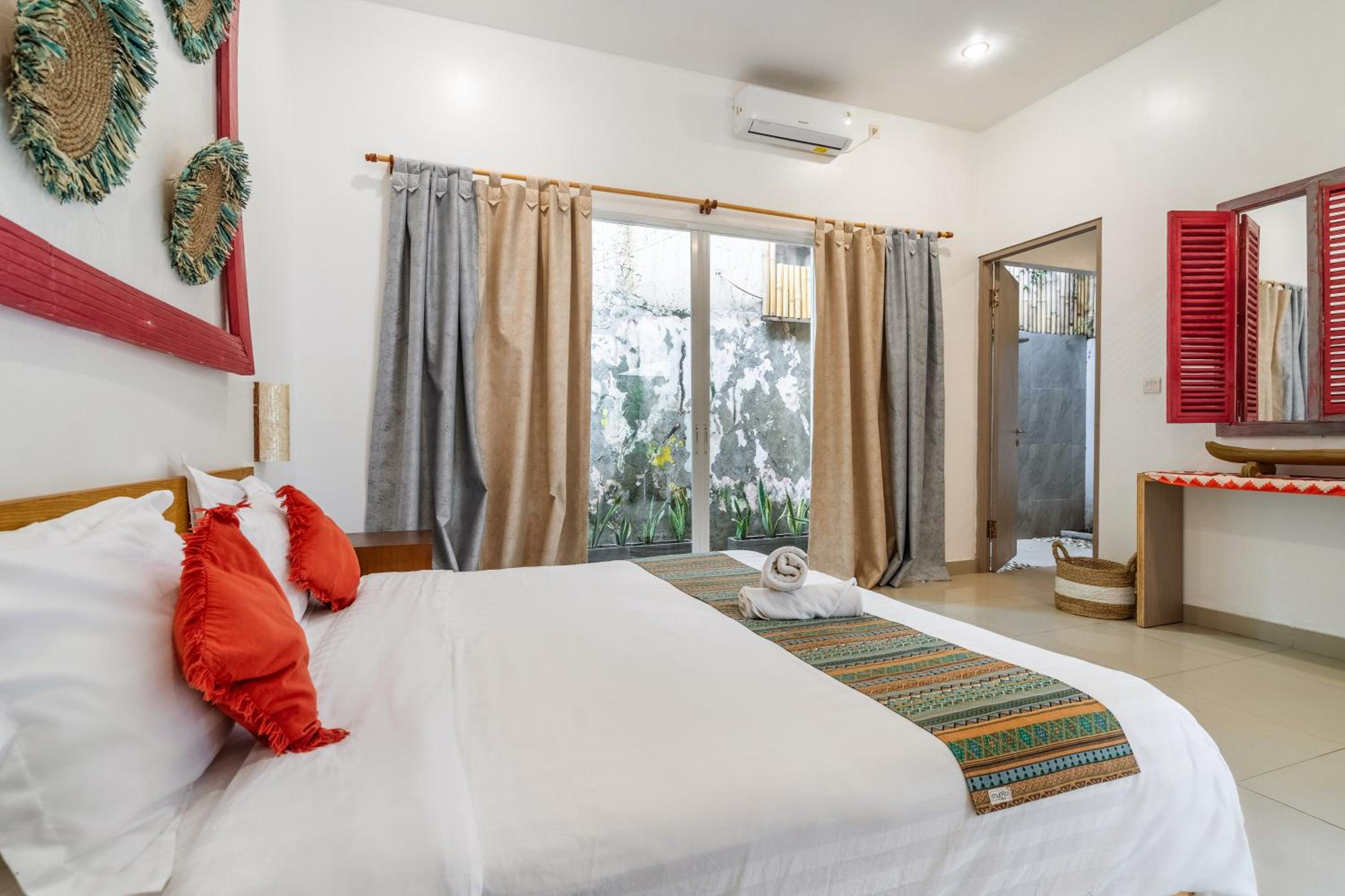 Beautiful villas - Right by the beach - Seminyak