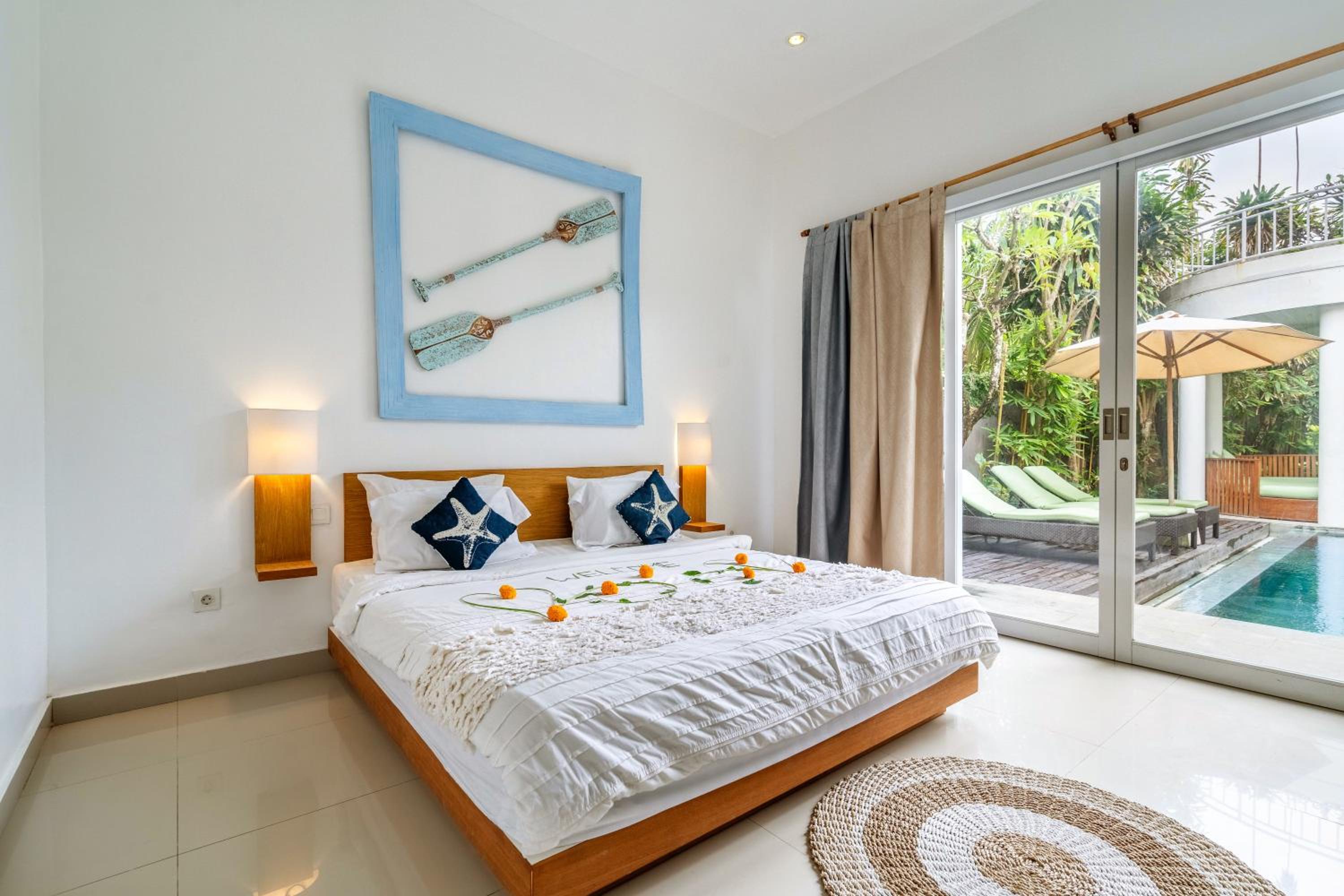 Beautiful villas - Right by the beach - Seminyak