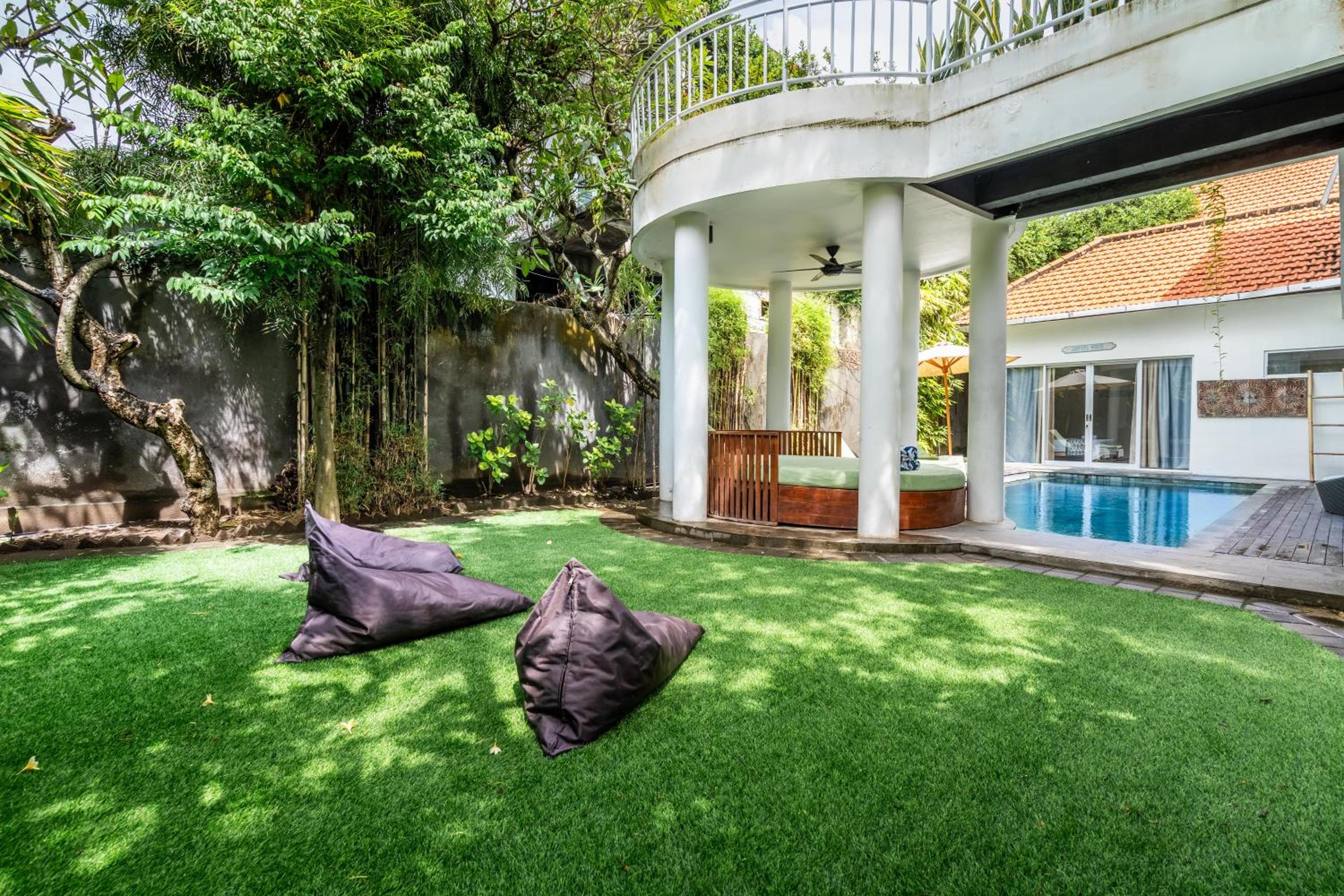 Beautiful villas - Right by the beach - Seminyak