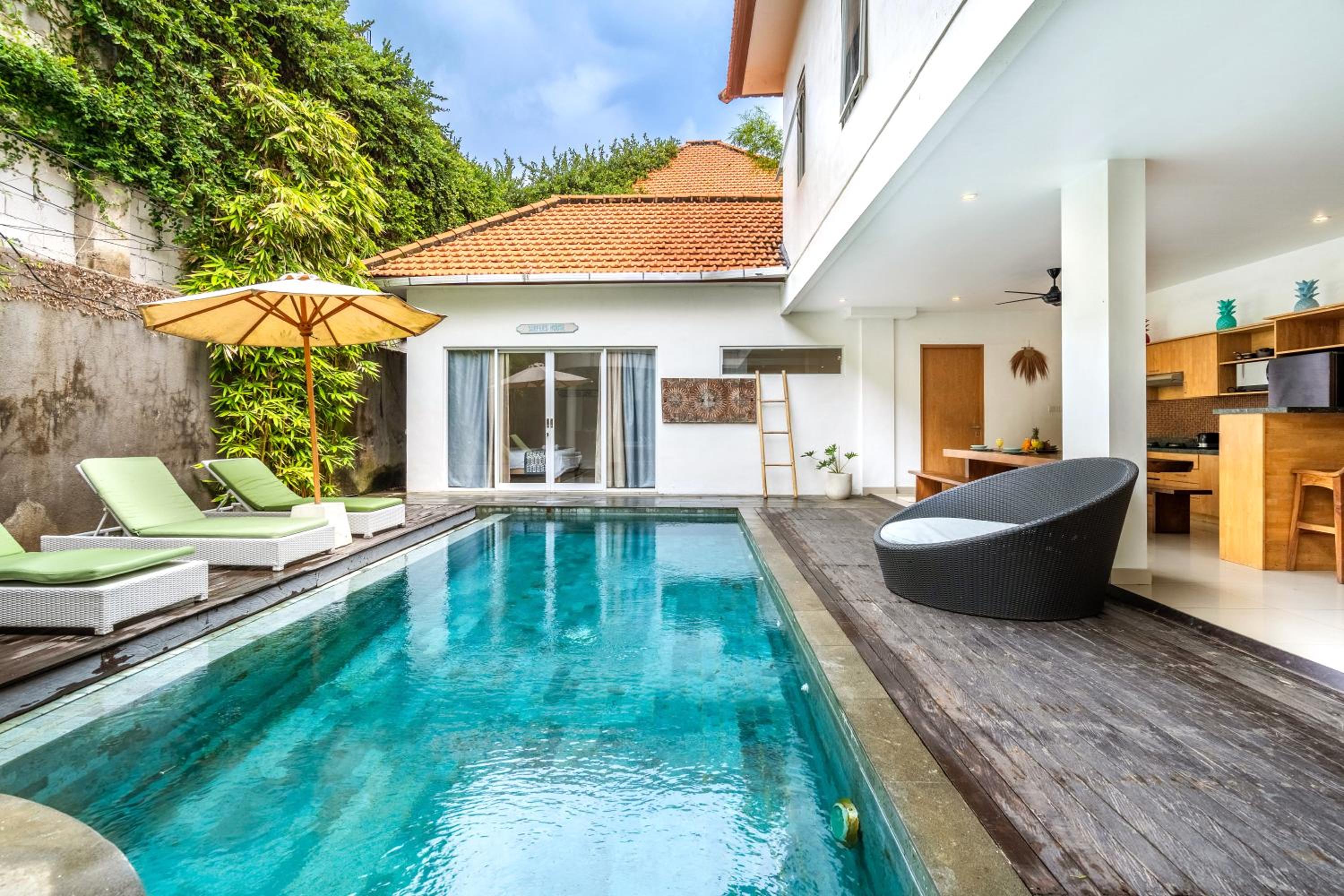 Beautiful villas - Right by the beach - Seminyak