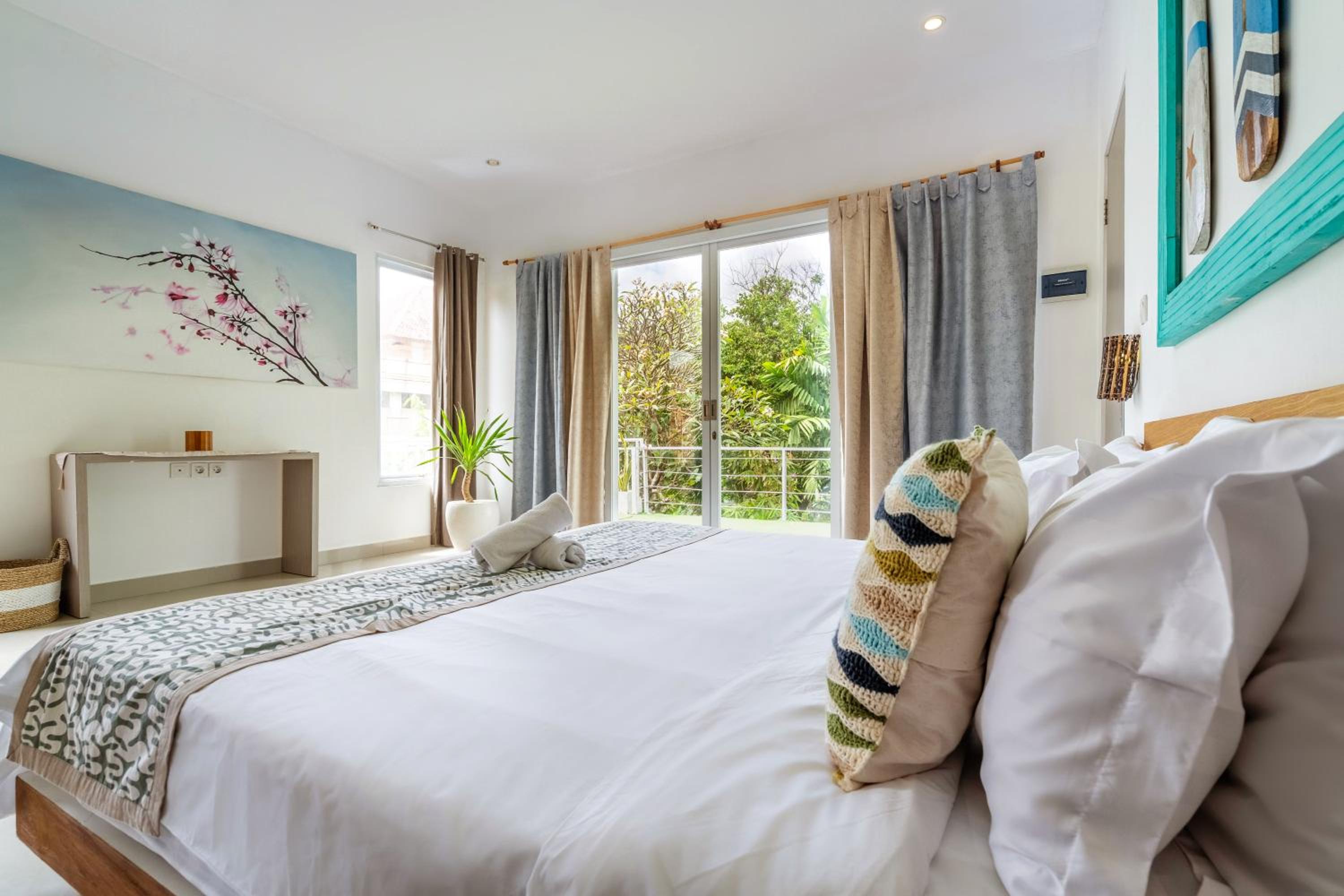 Beautiful villas - Right by the beach - Seminyak