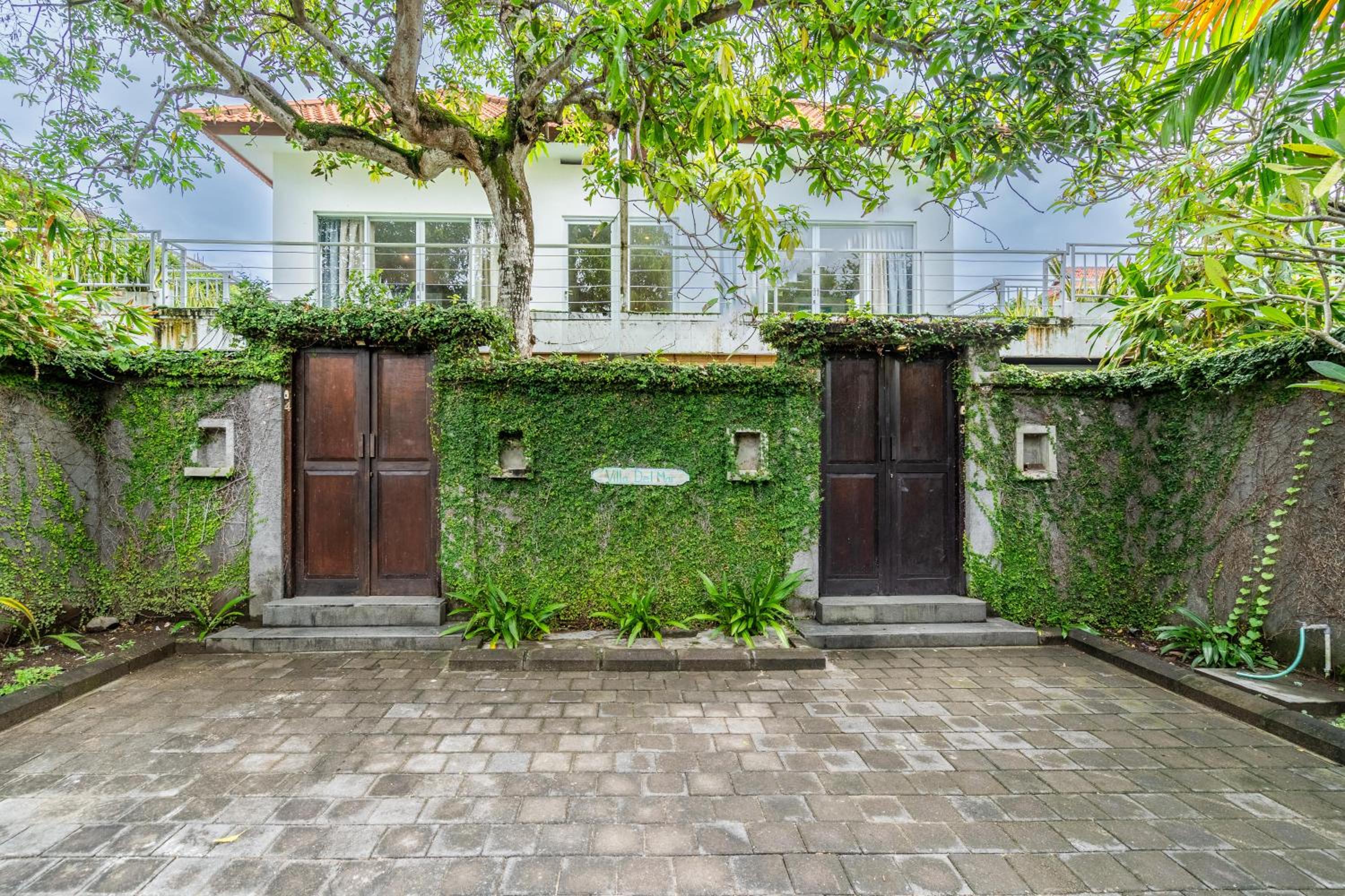 Beautiful villas - Right by the beach - Seminyak