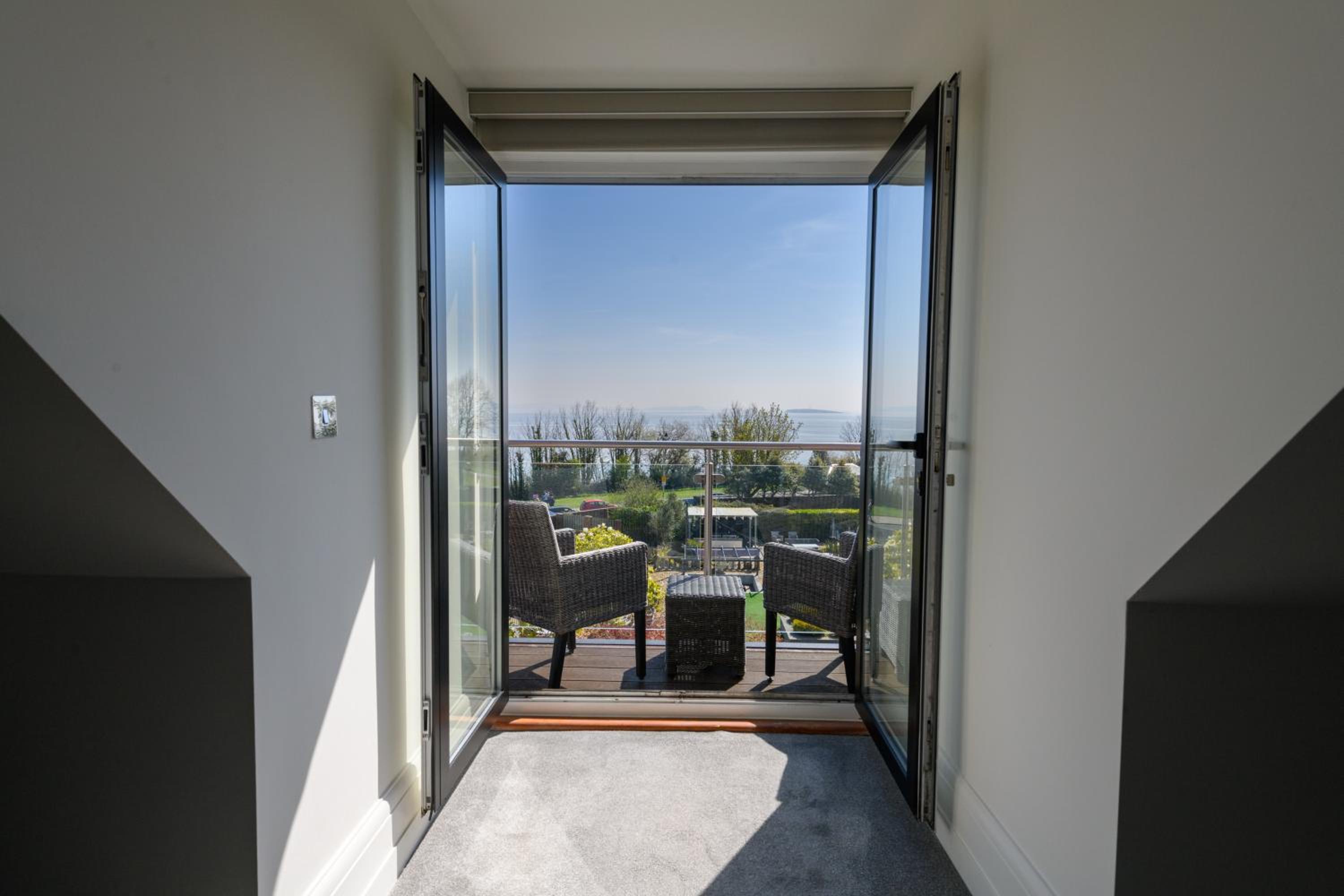 Holm House - Stylish Coastal Suites - HEDD Spa - Silures Bar & Restaurant, photo 68