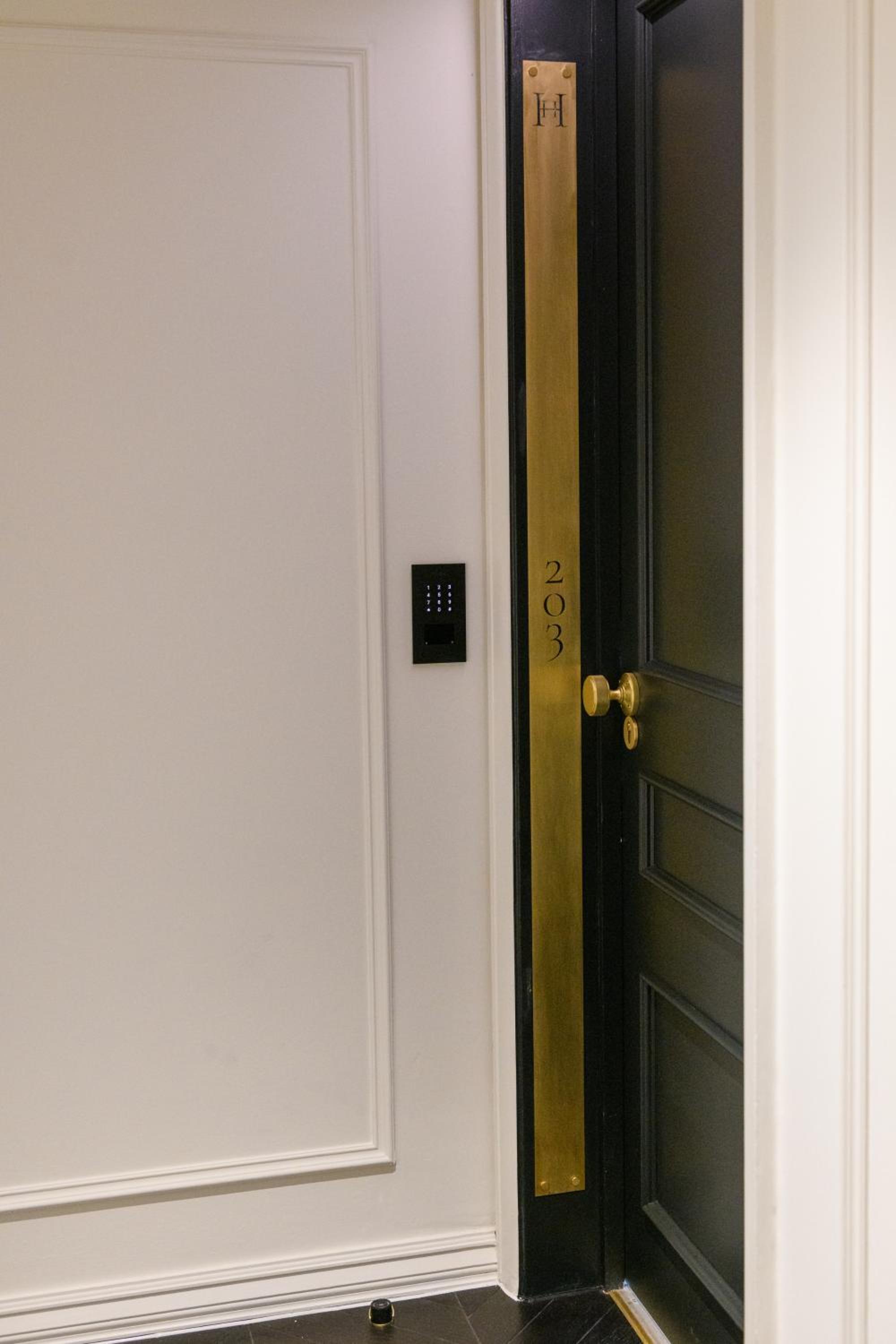 Holm House - Stylish Coastal Suites - HEDD Spa - Silures Bar & Restaurant, photo 65