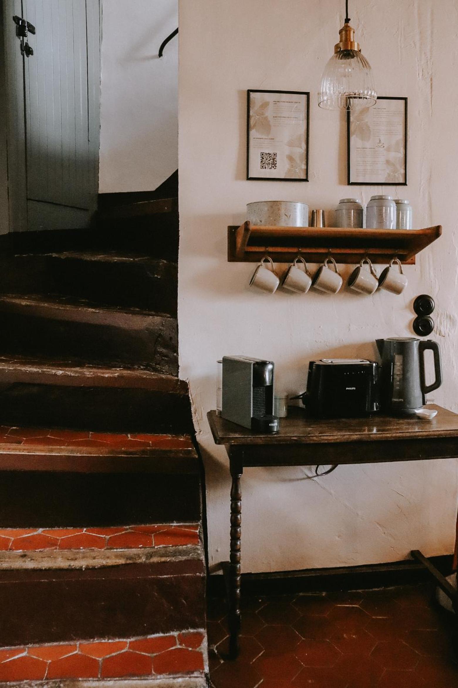 Unique historical home, middle of the village, bath & patio
