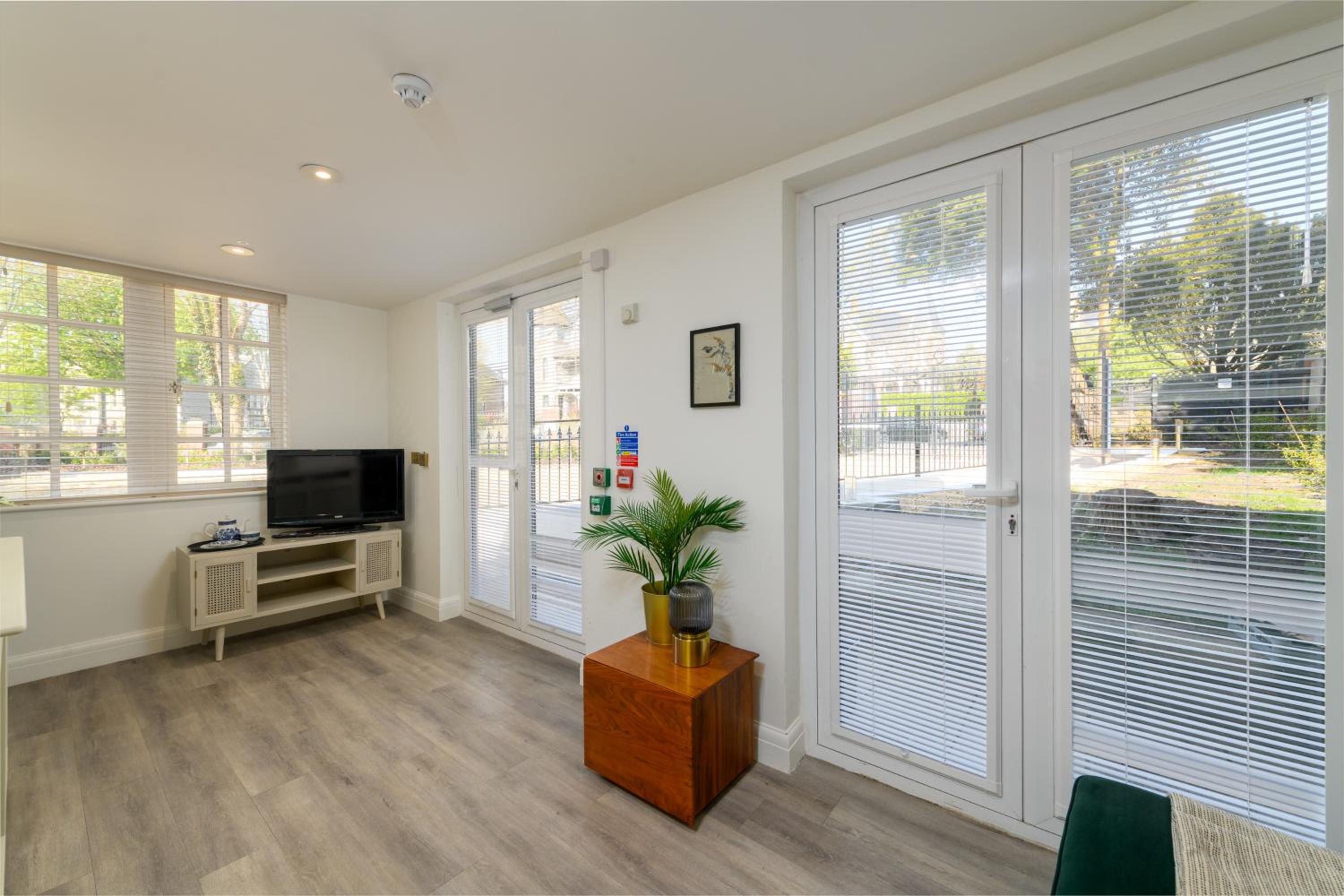 Holm House - Stylish Coastal Suites - HEDD Spa - Silures Bar & Restaurant, photo 63