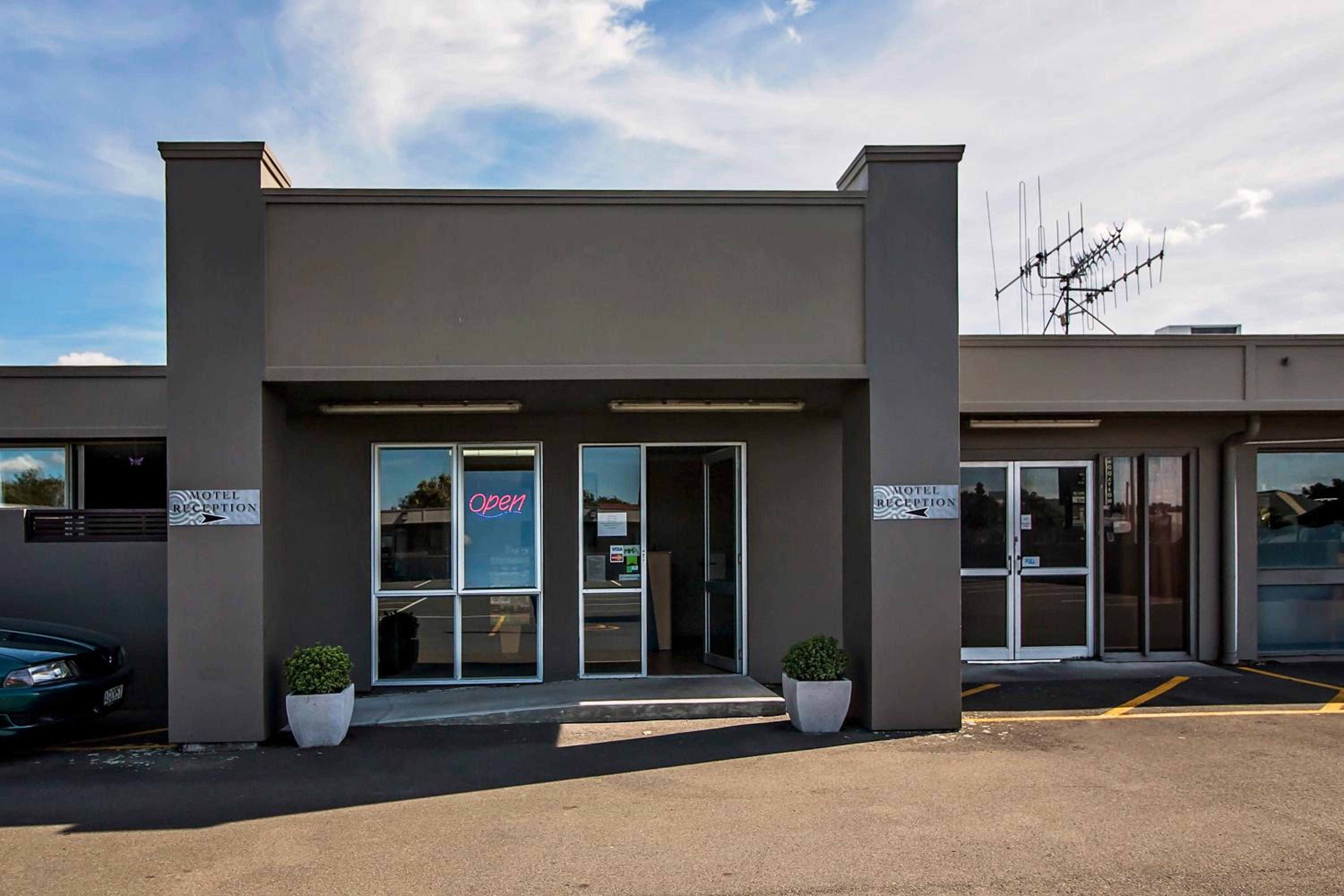Aspree Motor Inn