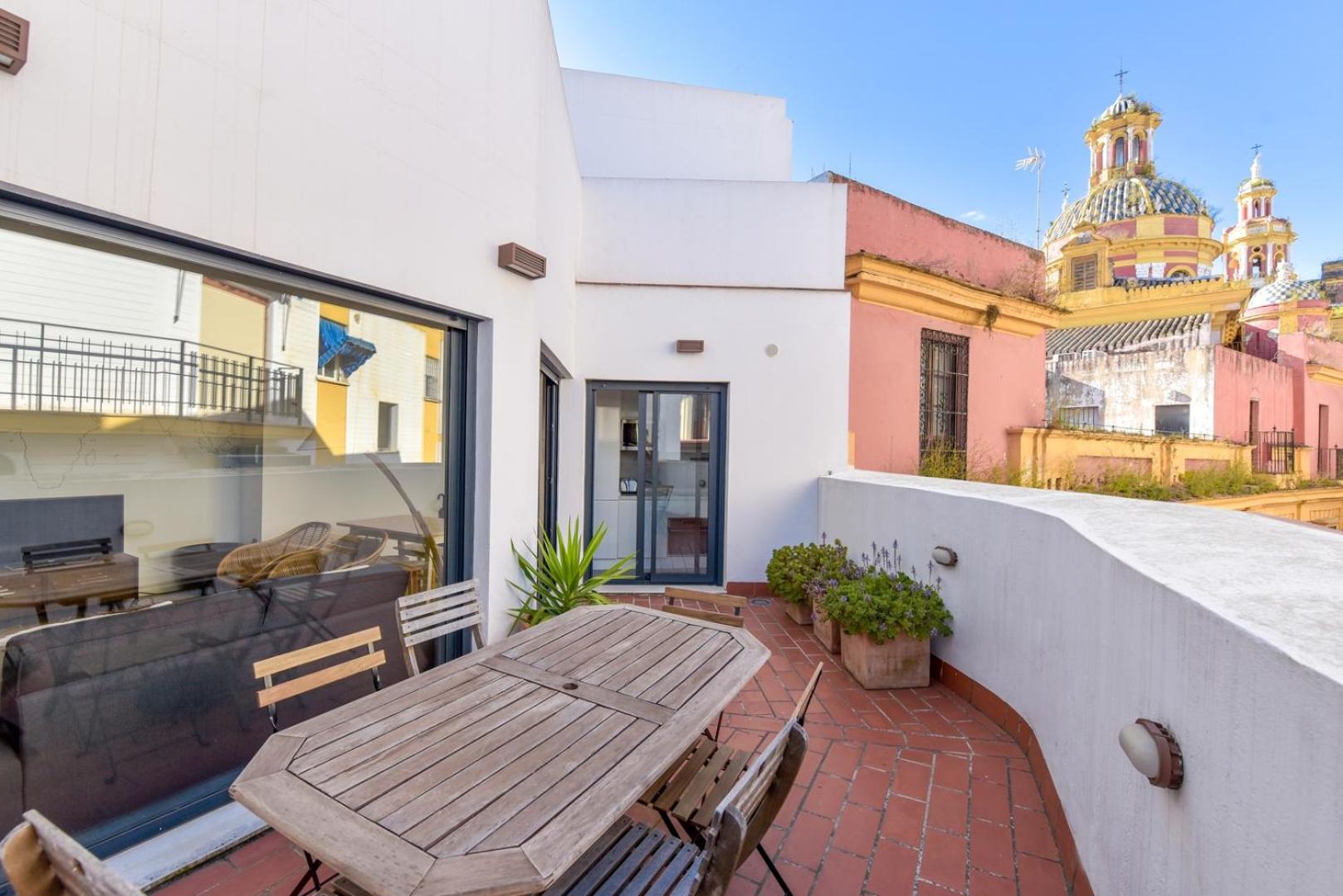 New! Penthouse with 2 private terraces