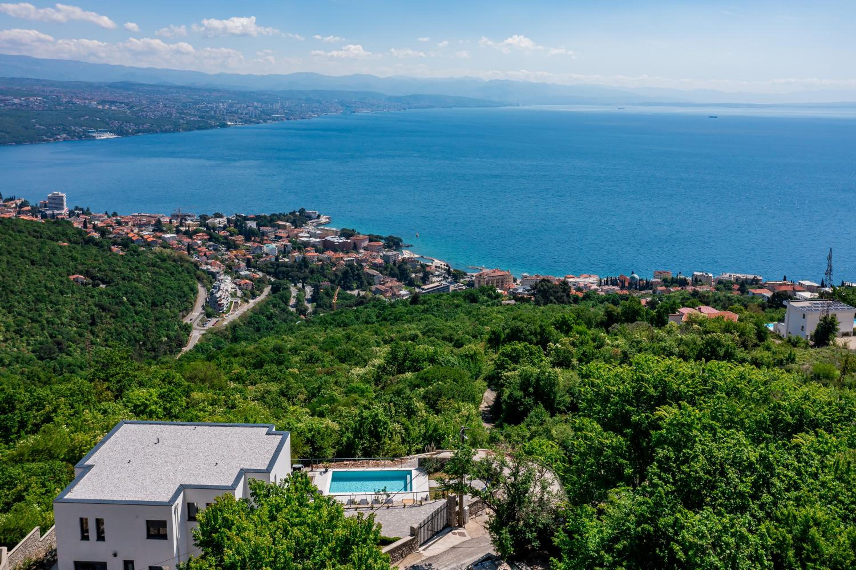 Villa K Opatija with a heated pool, gym, sauna, astonishing sea view