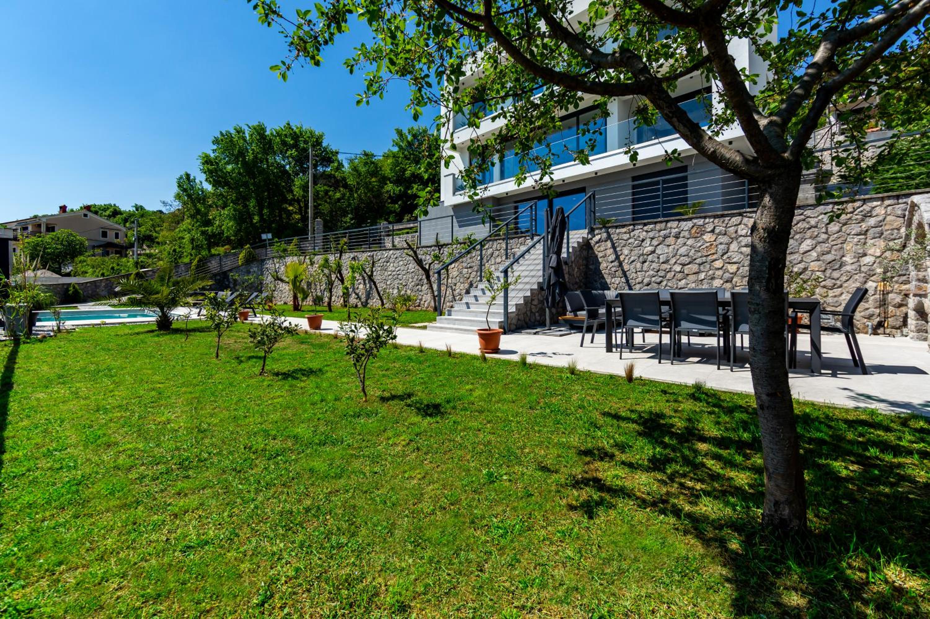 Villa K Opatija with a heated pool, gym, sauna, astonishing sea view