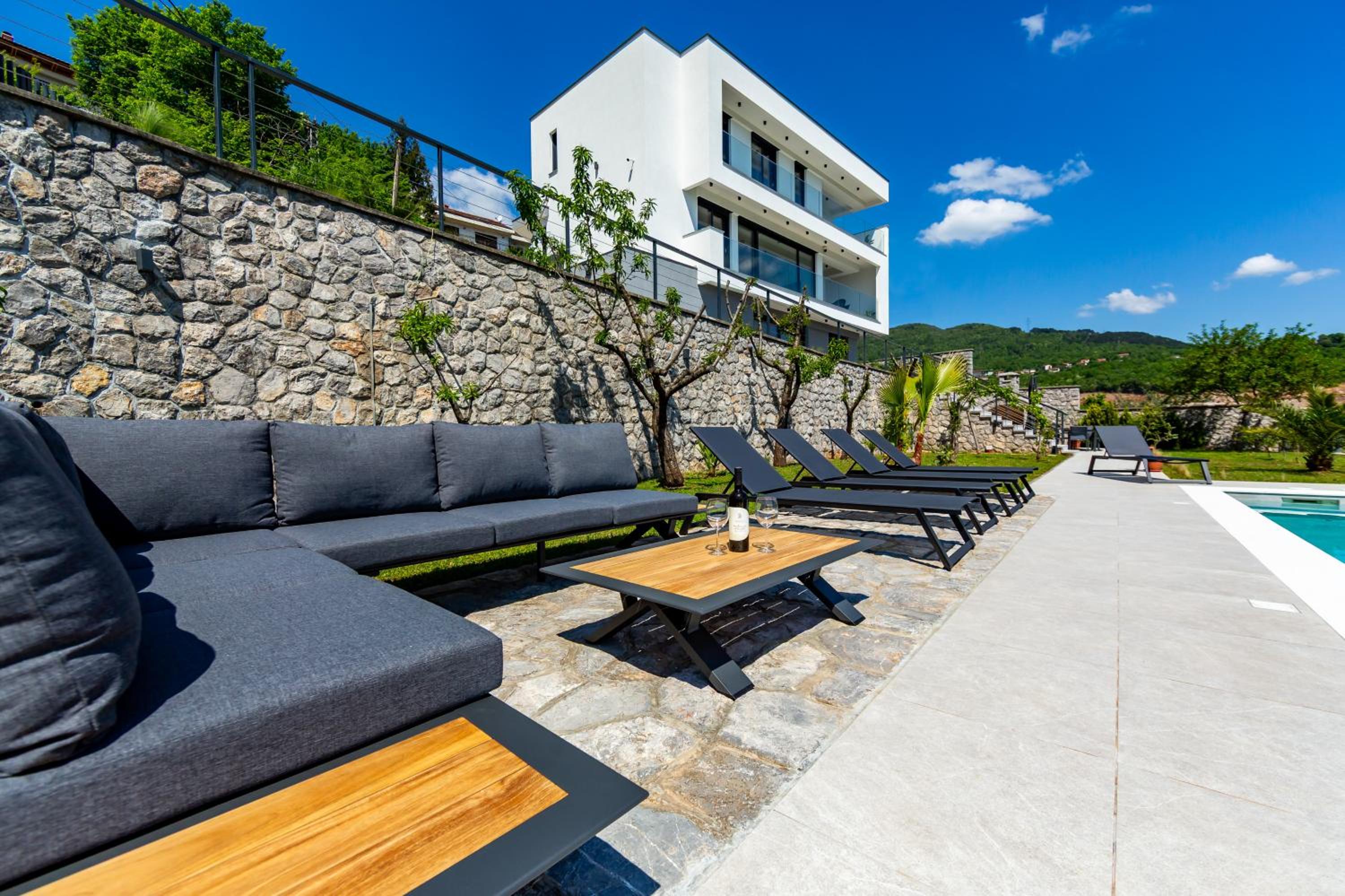 Villa K Opatija with a heated pool, gym, sauna, astonishing sea view