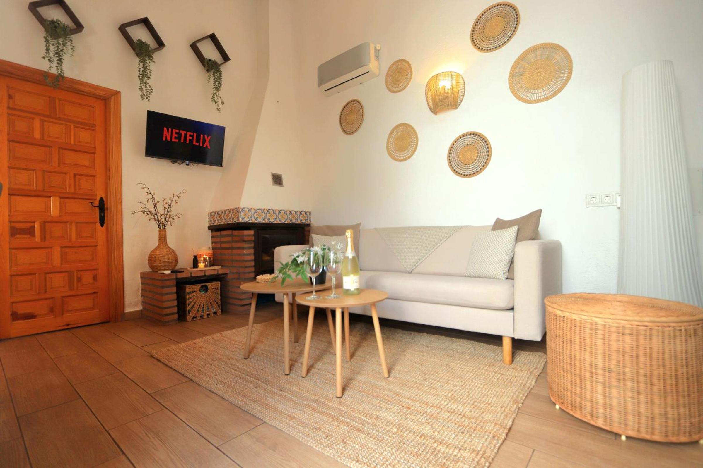 La Casita Andaluz Marbella 10min Beach Walk