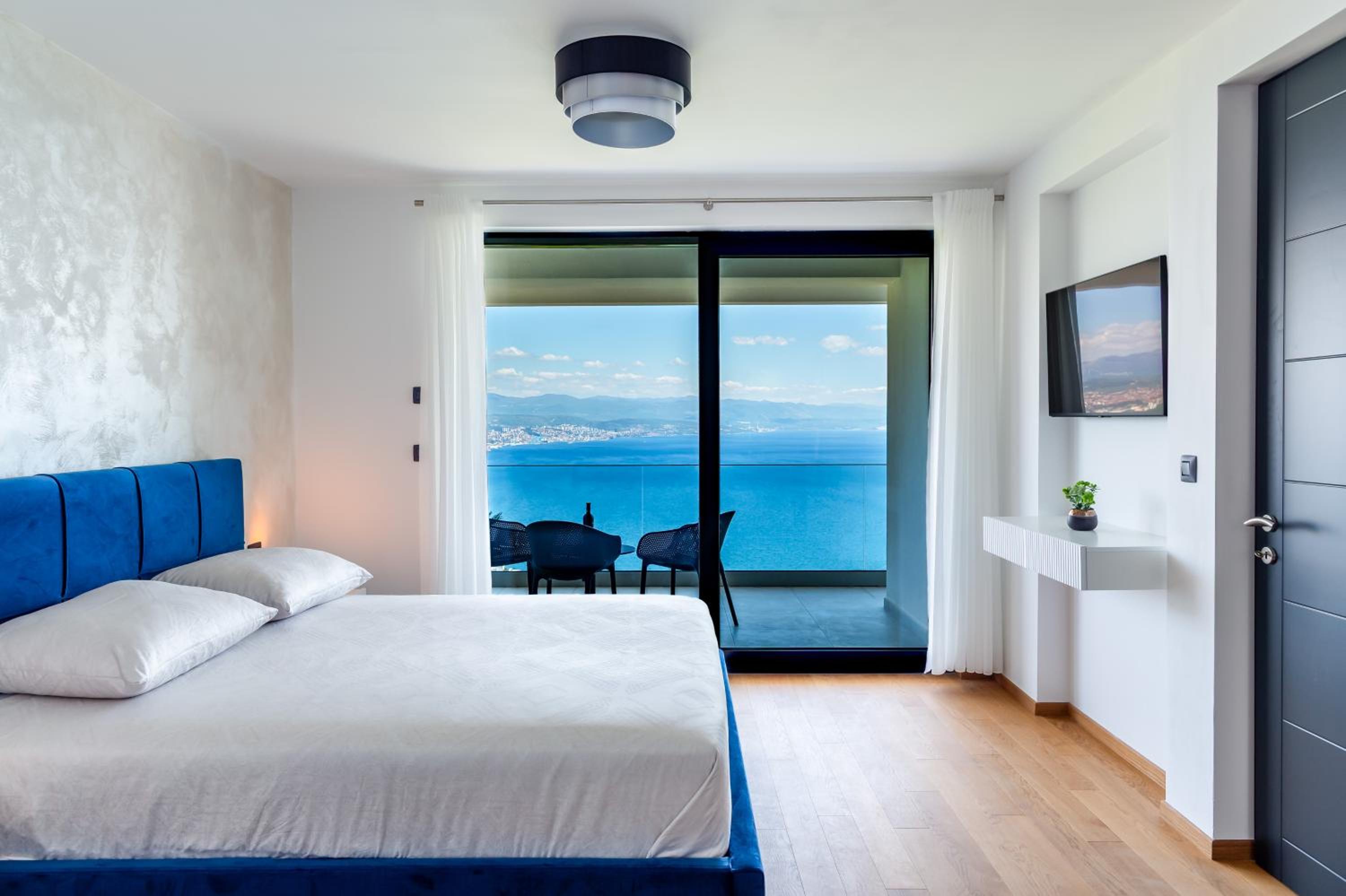 Villa K Opatija with a heated pool, gym, sauna, astonishing sea view