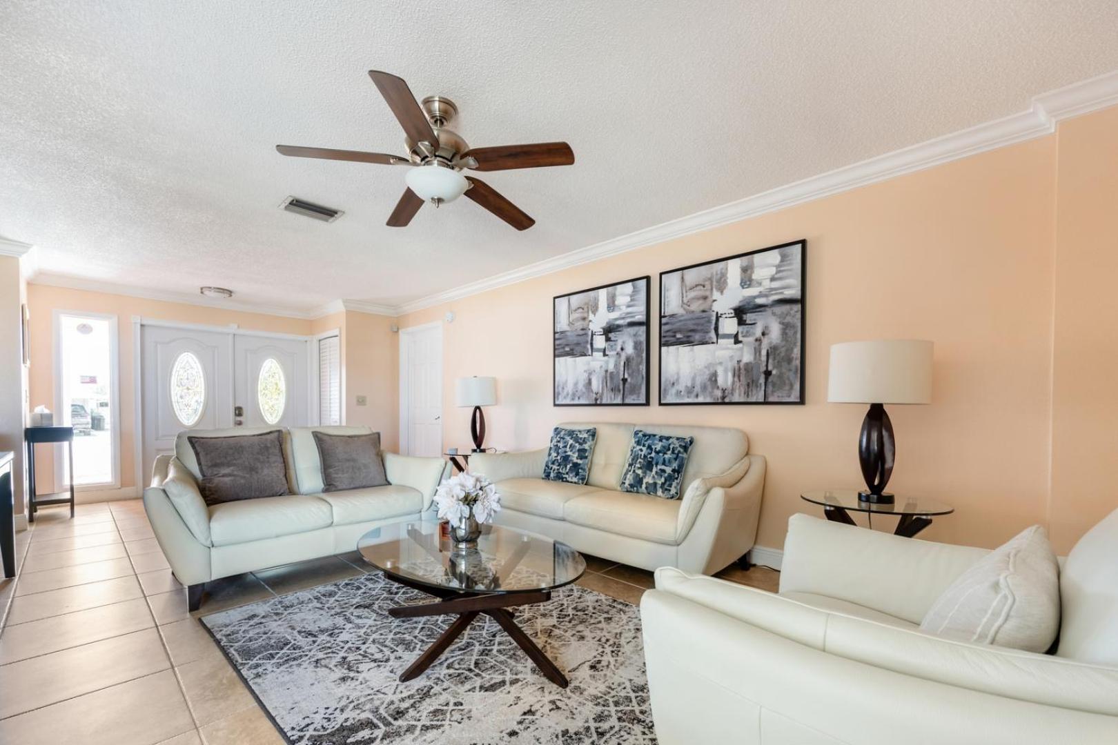 Renovated 3BR Dog Friendly Pond View WD