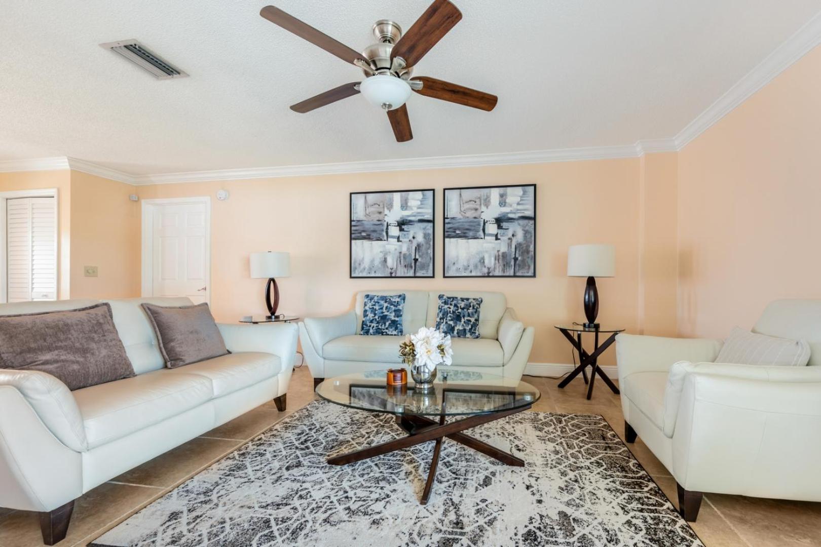 Renovated 3BR Dog Friendly Pond View WD