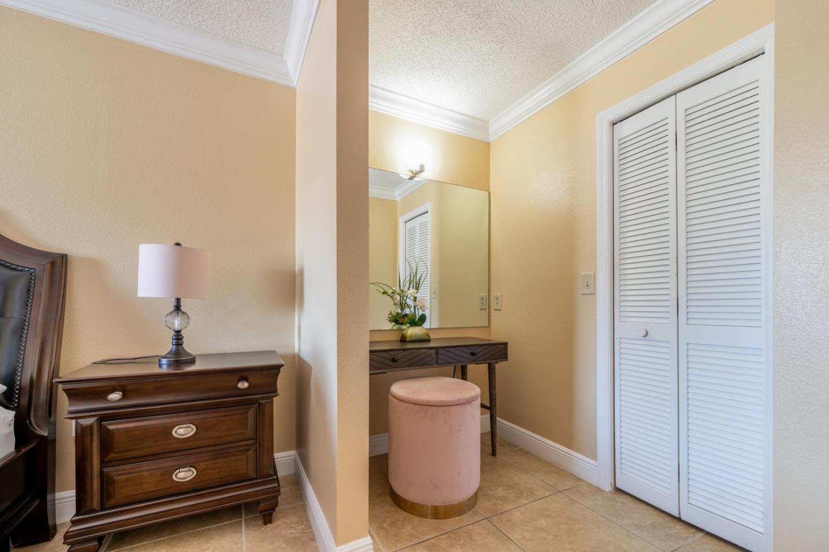 Renovated 3BR Dog Friendly Pond View WD