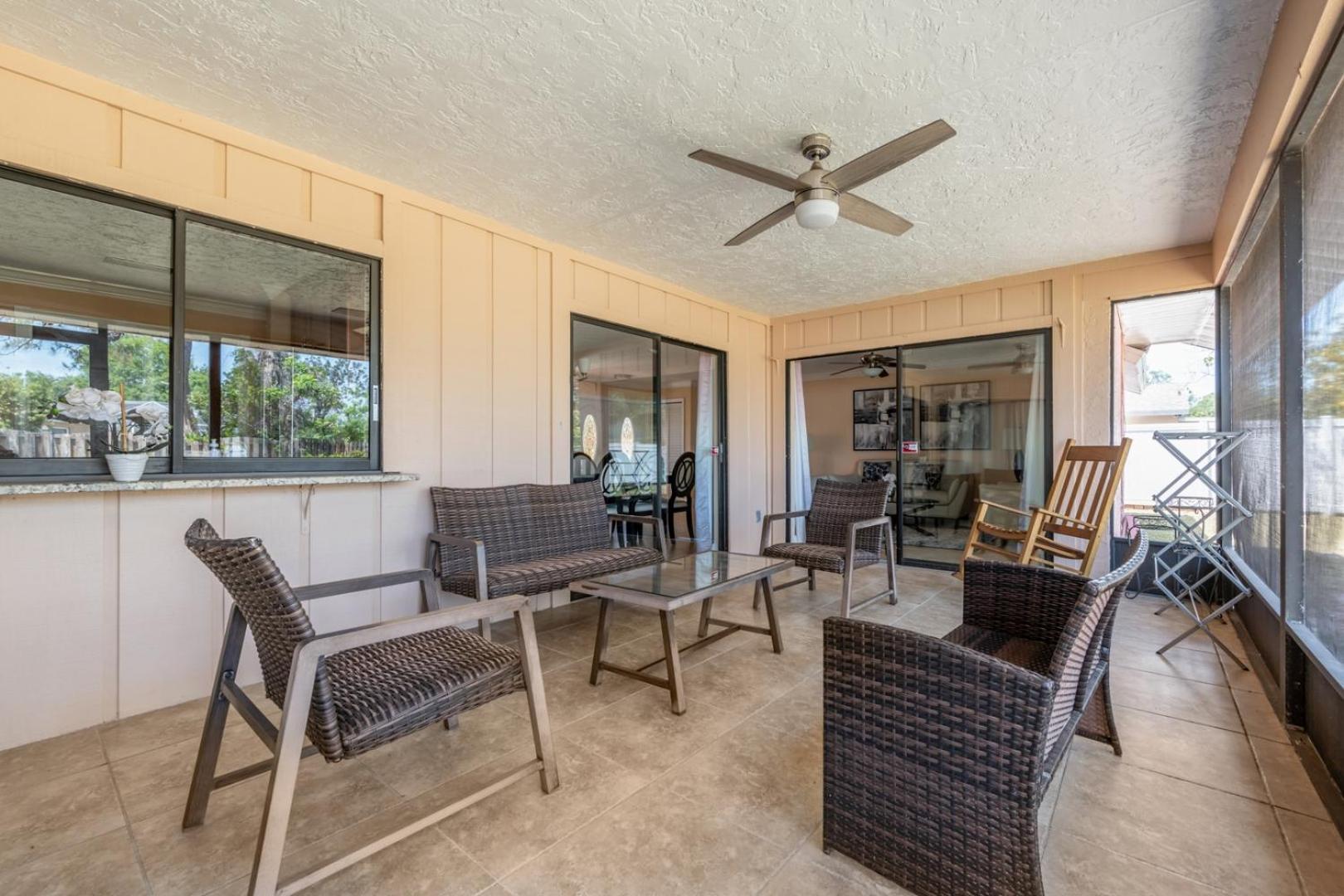 Renovated 3BR Dog Friendly Pond View WD