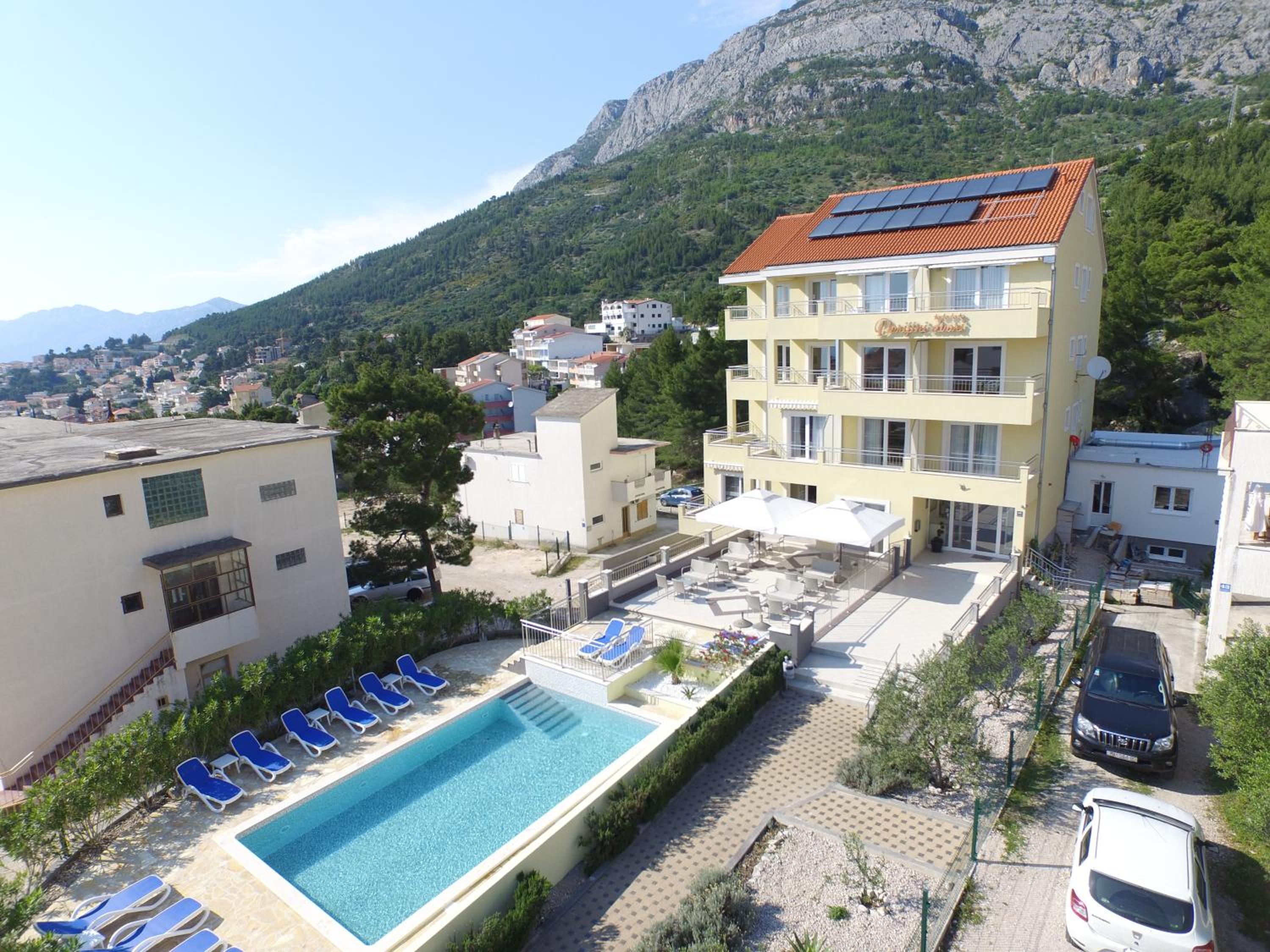 Hotel Dorijini Dvori - Image 1