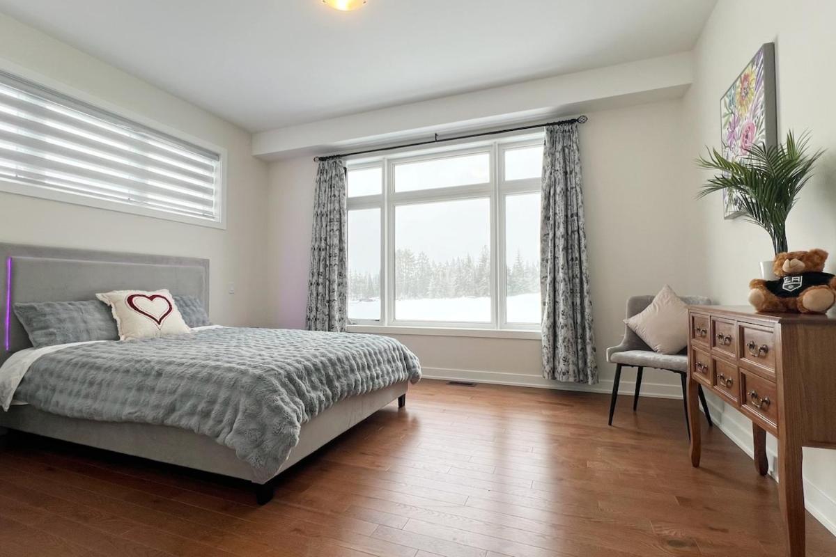Entire Home in Lake of Bays -Huntsville Muskoka Algonquin
