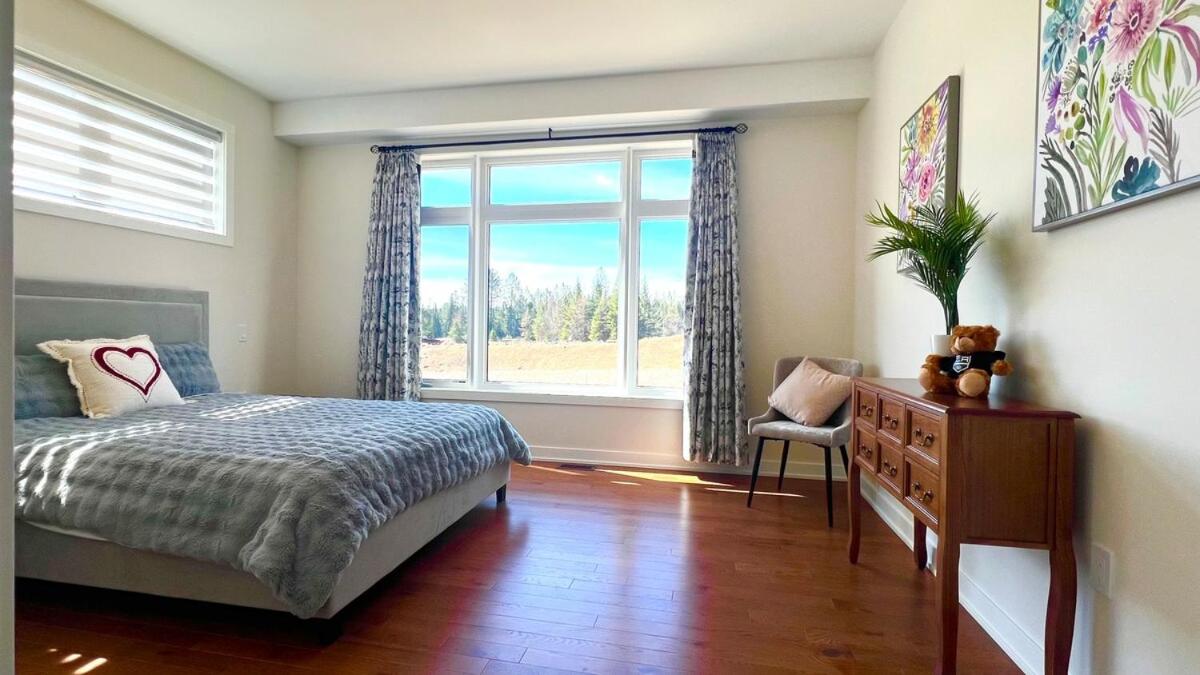 Entire Home in Lake of Bays -Huntsville Muskoka Algonquin