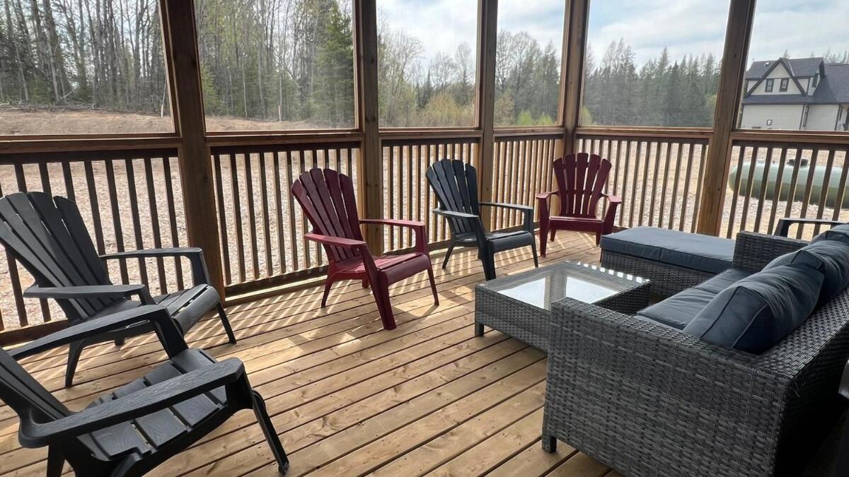 Entire Home in Lake of Bays -Huntsville Muskoka Algonquin
