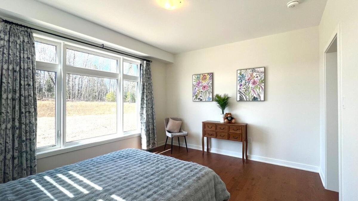 Entire Home in Lake of Bays -Huntsville Muskoka Algonquin