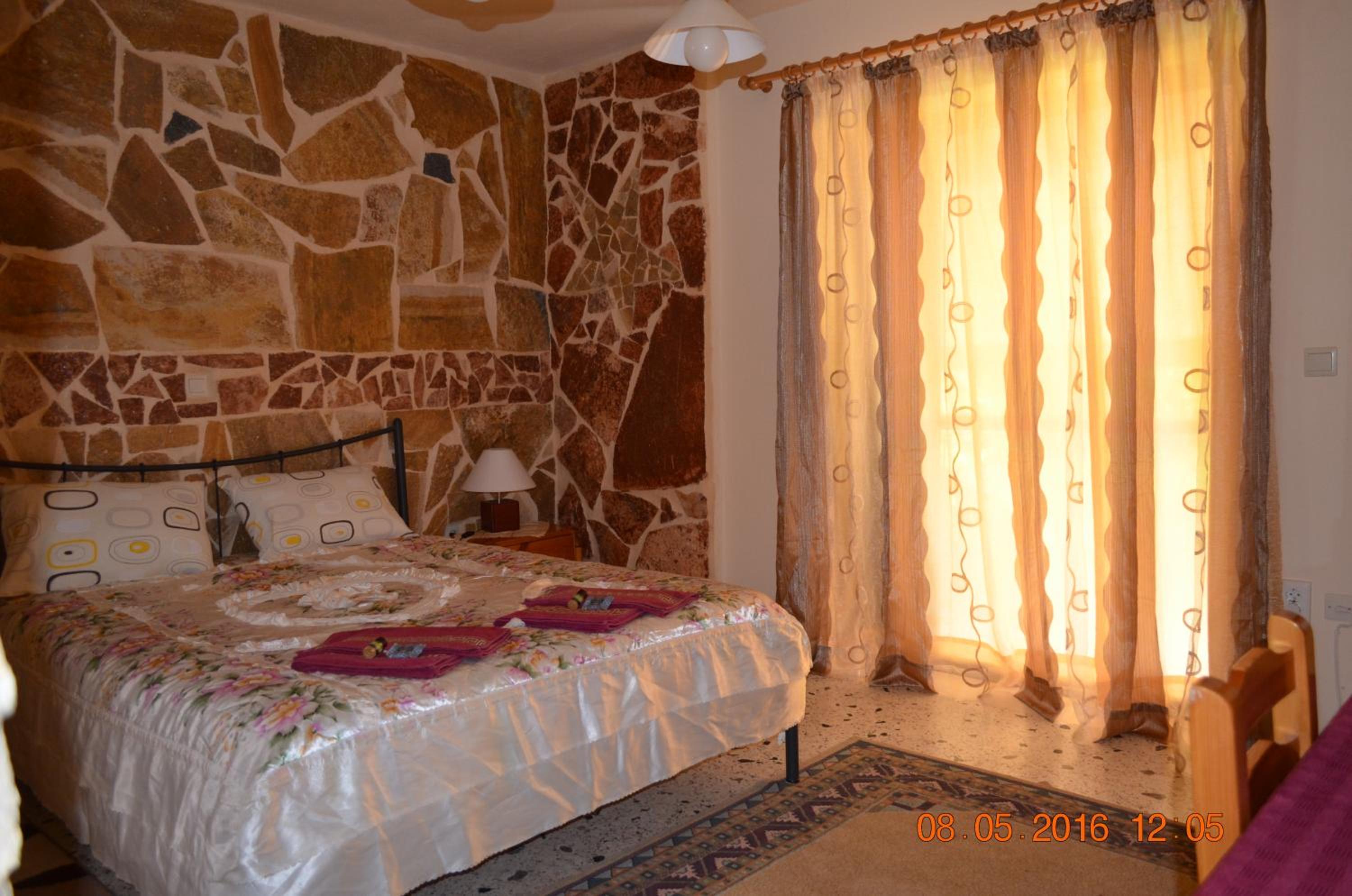 Apartments Zoumperi