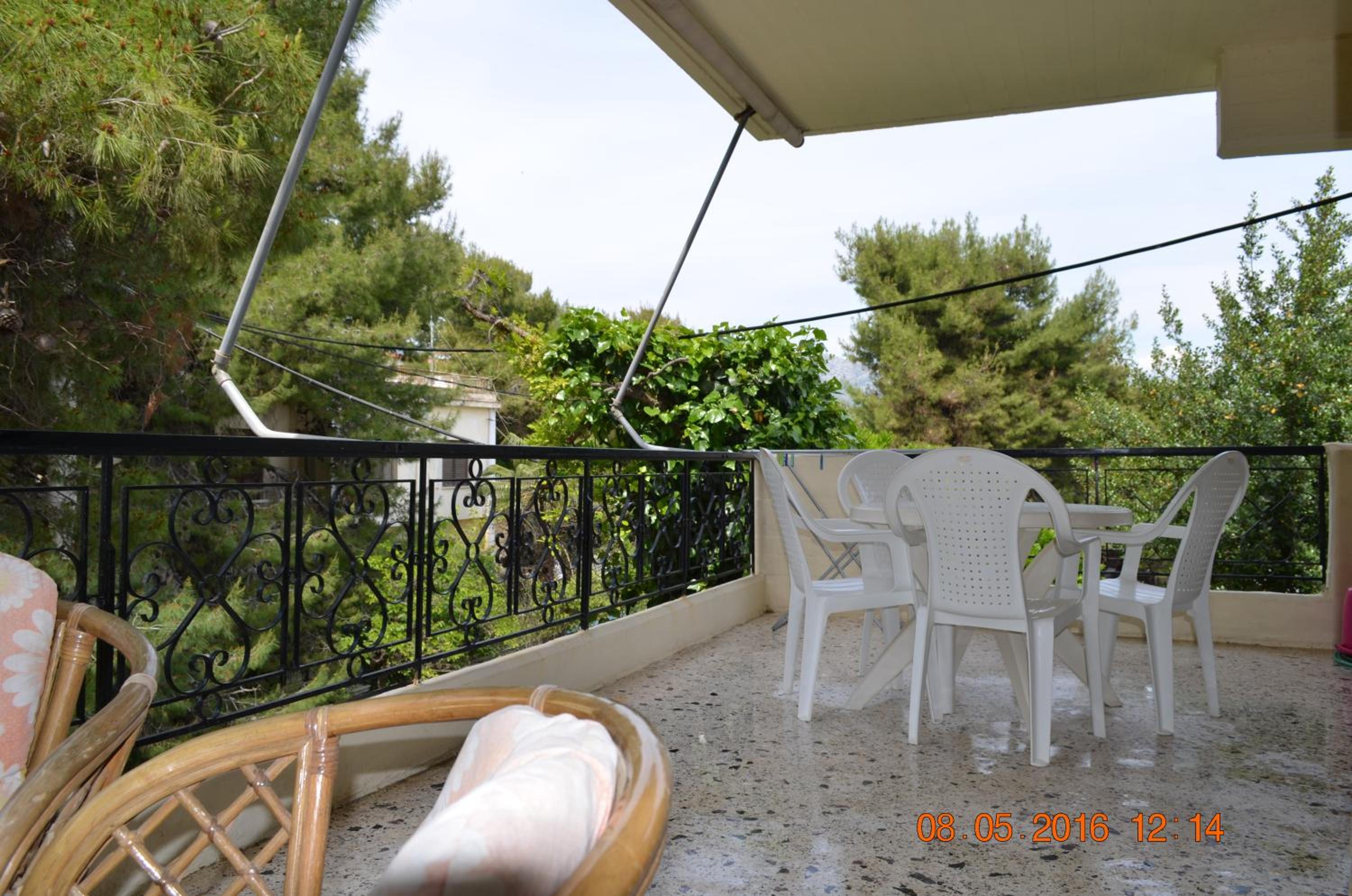 Apartments Zoumperi