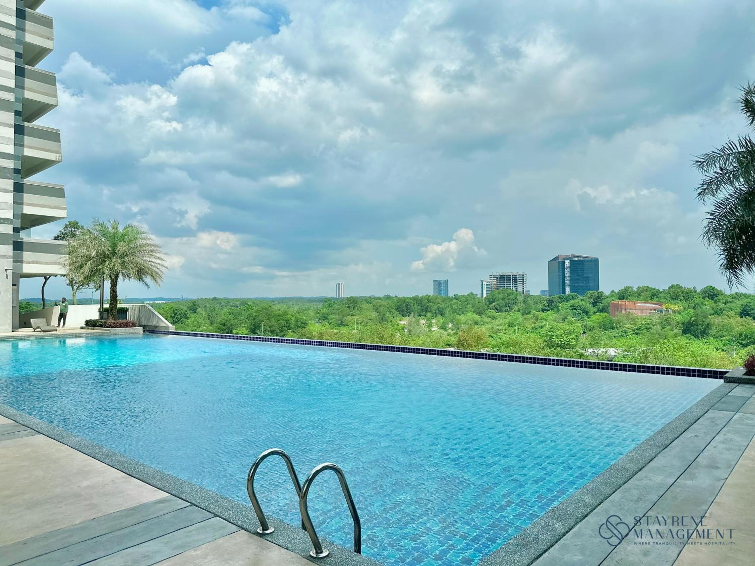 Meridian Medini Near Legoland By Stayrene